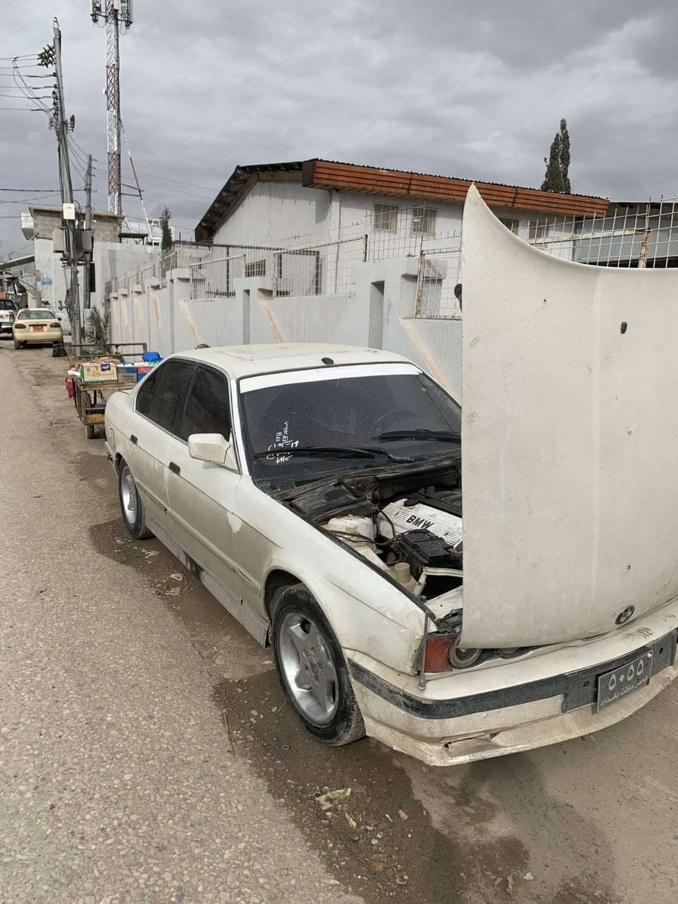 Bmw 1991 525 هەموو گیانی بە شەرت بەقەت ٨ بستۆنی بەقوەتە علوجە  
سلیمانی جوابی چات نادەمەوە *********** 16گەڵاو معامەلە السليمانية, العراق
