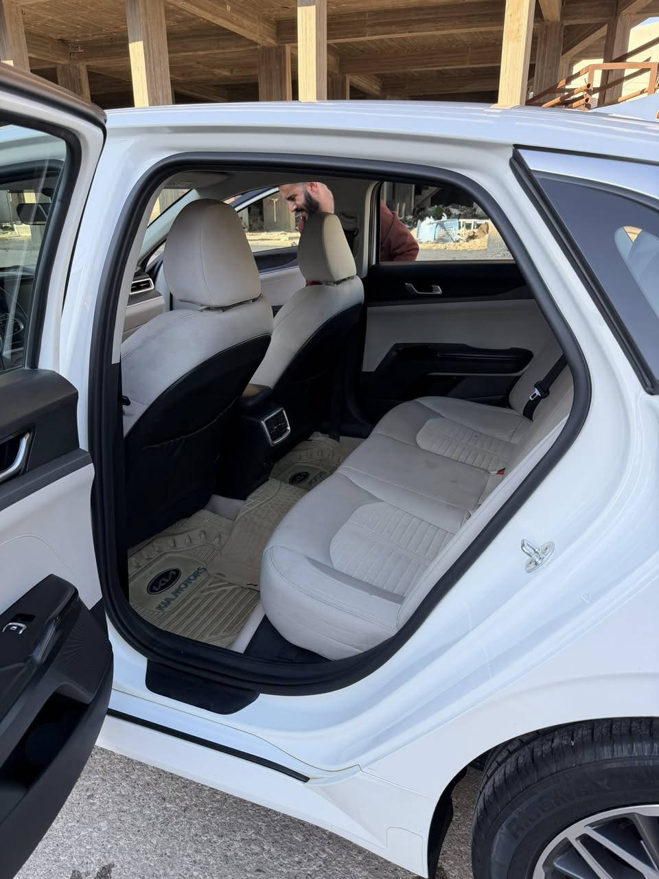 للبيع  او مراوس كامري k5 2021 سياره مكفوله ماشيه ١٩٢ السعر١٩٠   ***********
