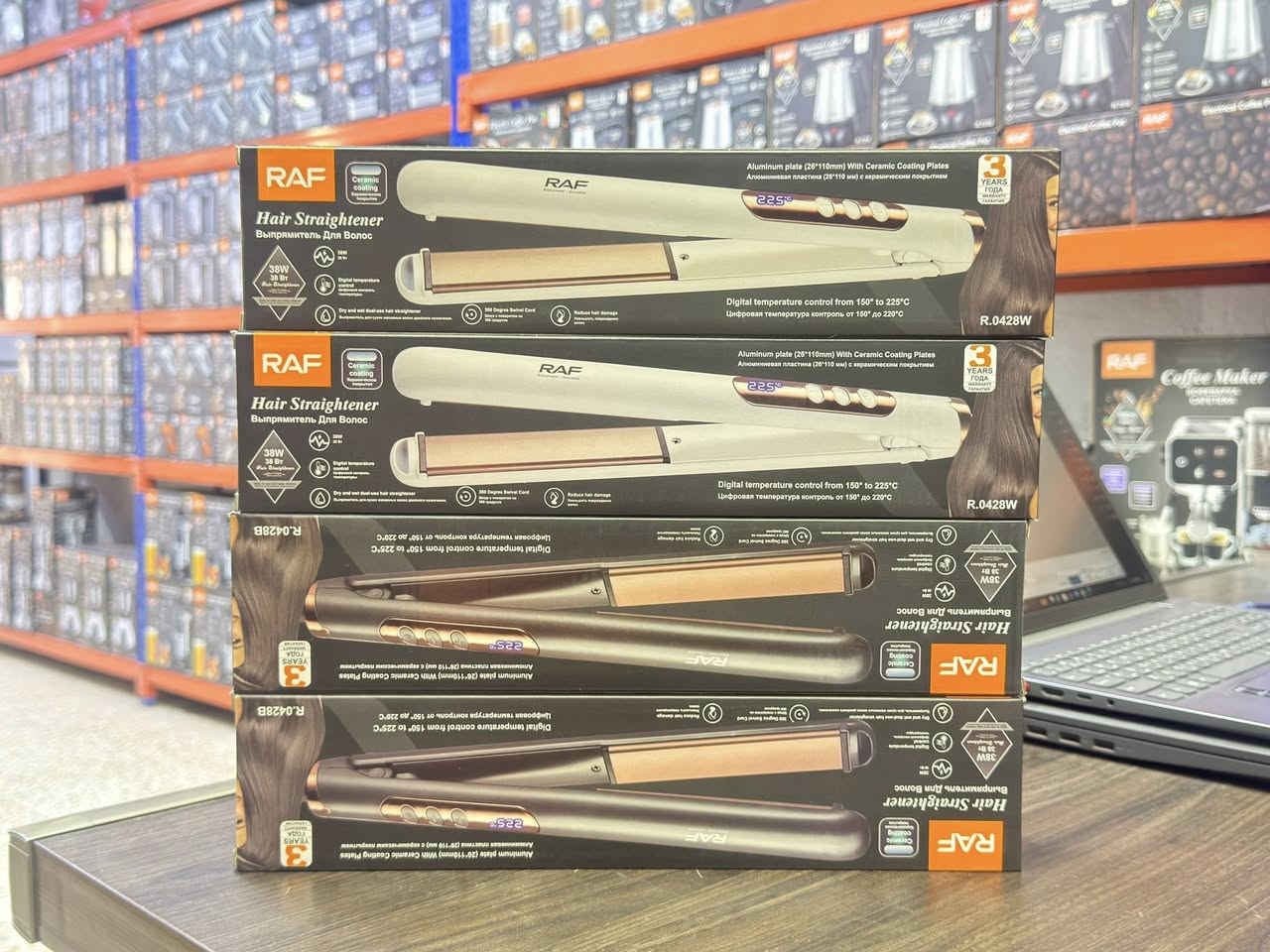 🎉 بمناسبة قرب العيد 🎉
وصلتنا تشكيلة حلوة من غراض الكوزمتك 💄✨
-فرشه ثابتة-فرشة متحركة- كاويات – شسوارات – هدايا للعيد 🎁

أسعارنا مناسبة وجودتنا مضمونة 👍
الكمية محدودة والطلب مفتوح من هسه.

للطلب أو الاستفسار راسلنا خاص او مراسلة الرقم 
***********✉️
وكل عام وانتم بخير وعيدكم مبارك 🌙
