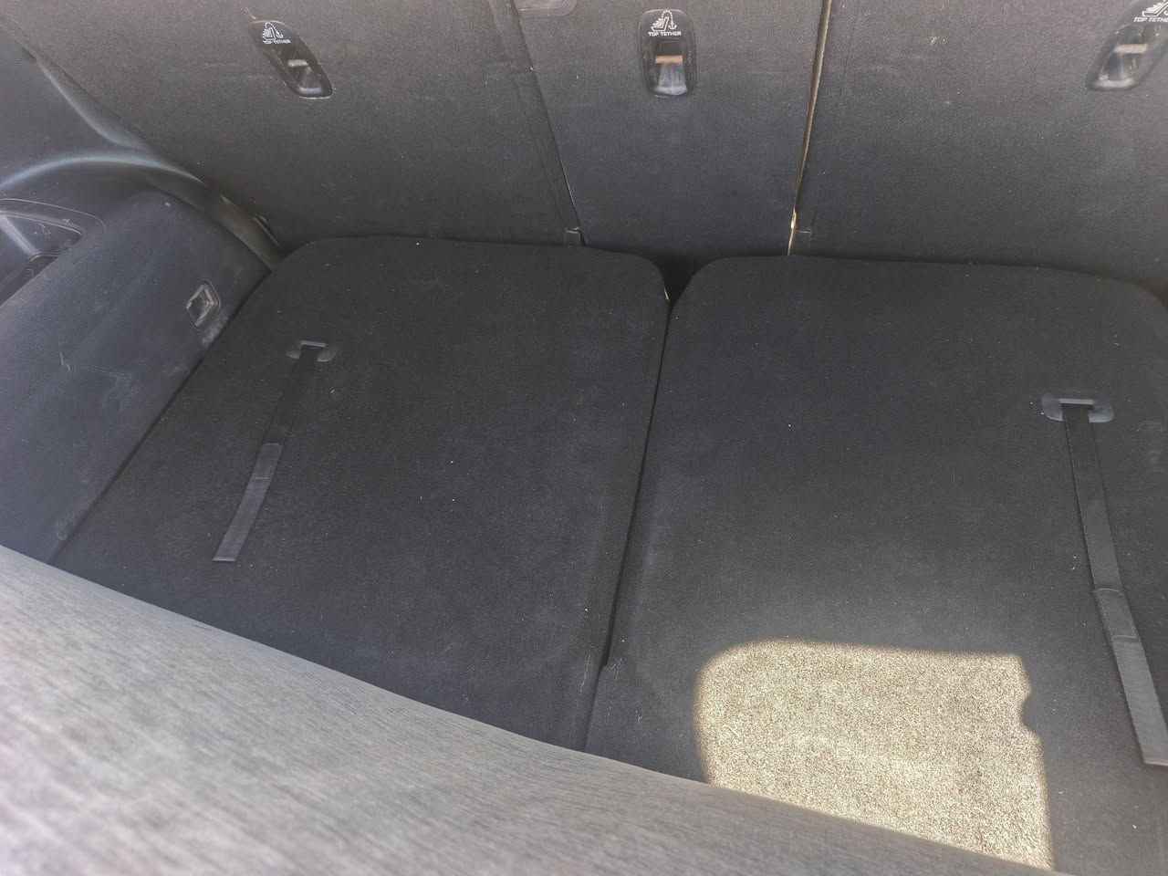 سورنتو 16 خليجي فول مواصفات ما عدا الفور ويل و الجنطة محرك 6 سلندر بيهة بس بنيد 220 و بيهة مجال  مكاني بغداد  الرقم ***********
