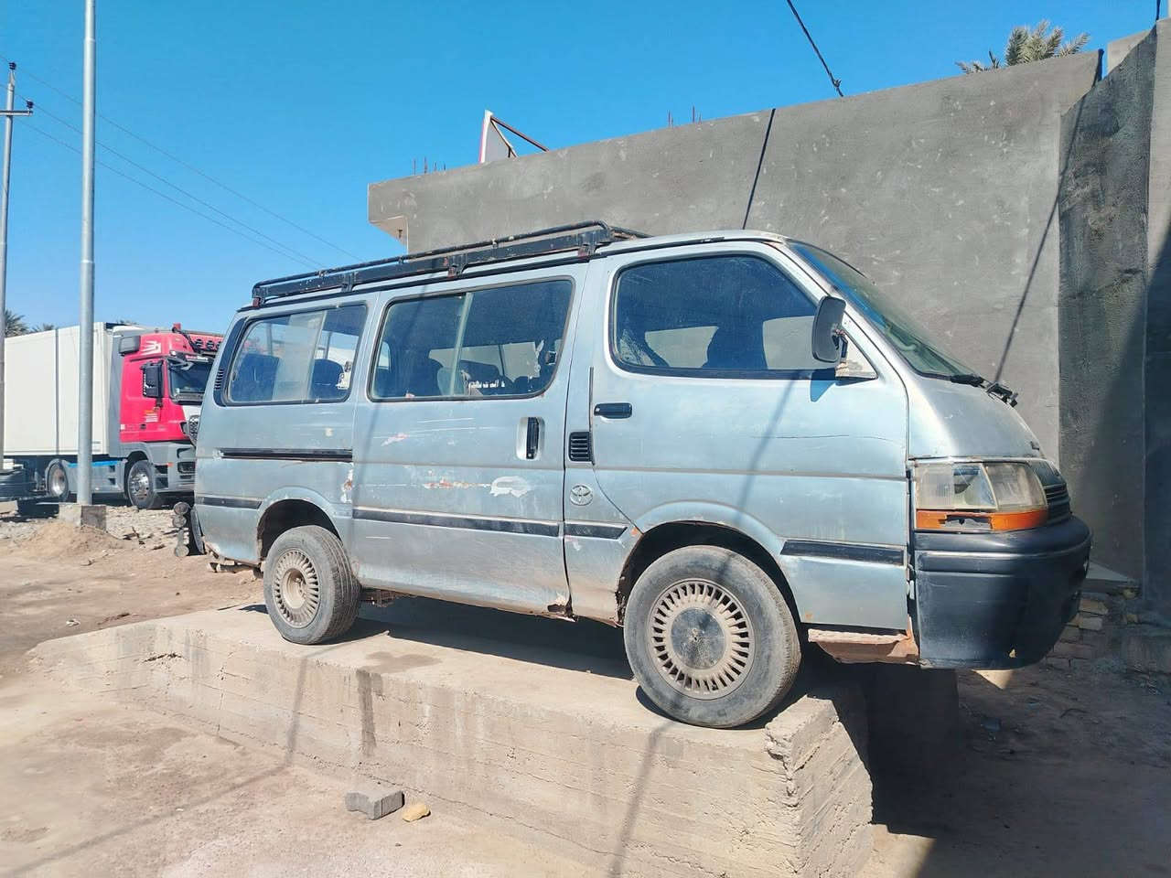 سلام عليكم هايسه موديل 91كير ومكينه كيا بستا مكينه بيها تنقيص قليل اكفل سرقه سنويه عضم عارضها ب18وبيها مجال حك جيه***********
