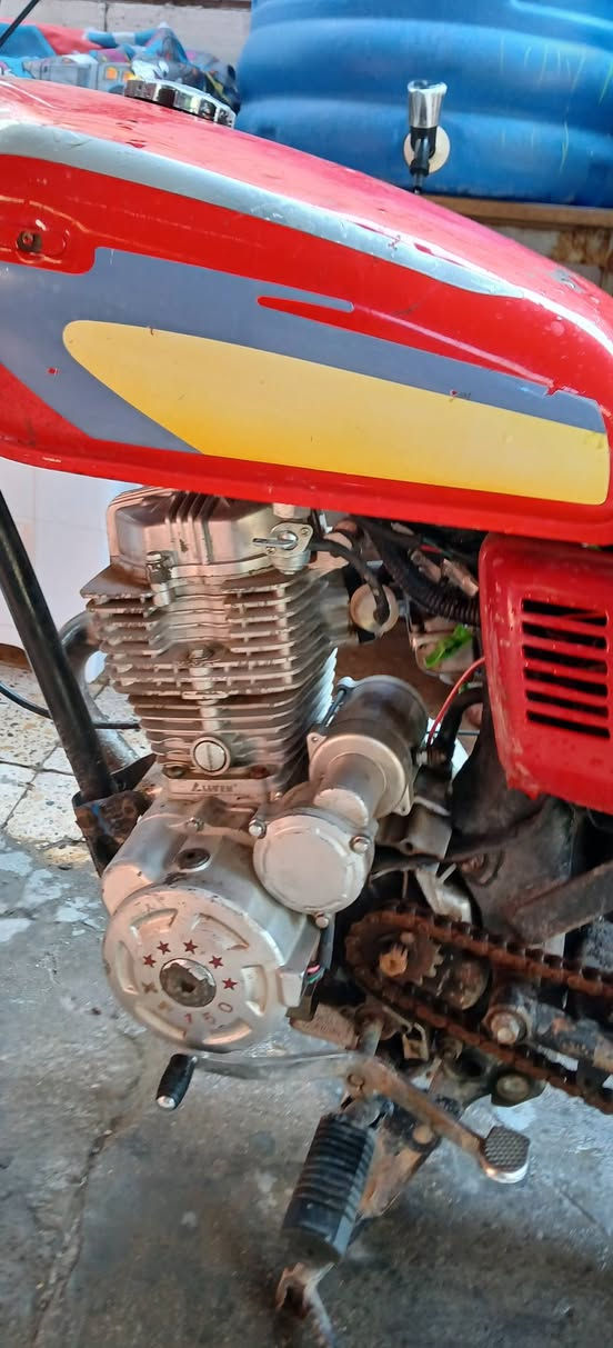 دراجه بدون نكرة سلف للبيع السعر ٤٥٠ العنوان حي المعلمين القديم ***********
