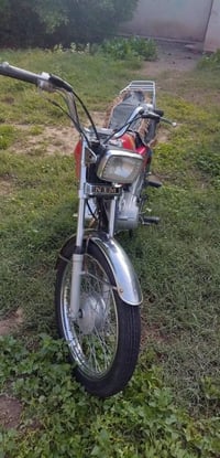 دراجه يراني لبيع كلك كلك كفلك عشاير دراجه مامفتوحه ماعوزها شي كهرباية ...