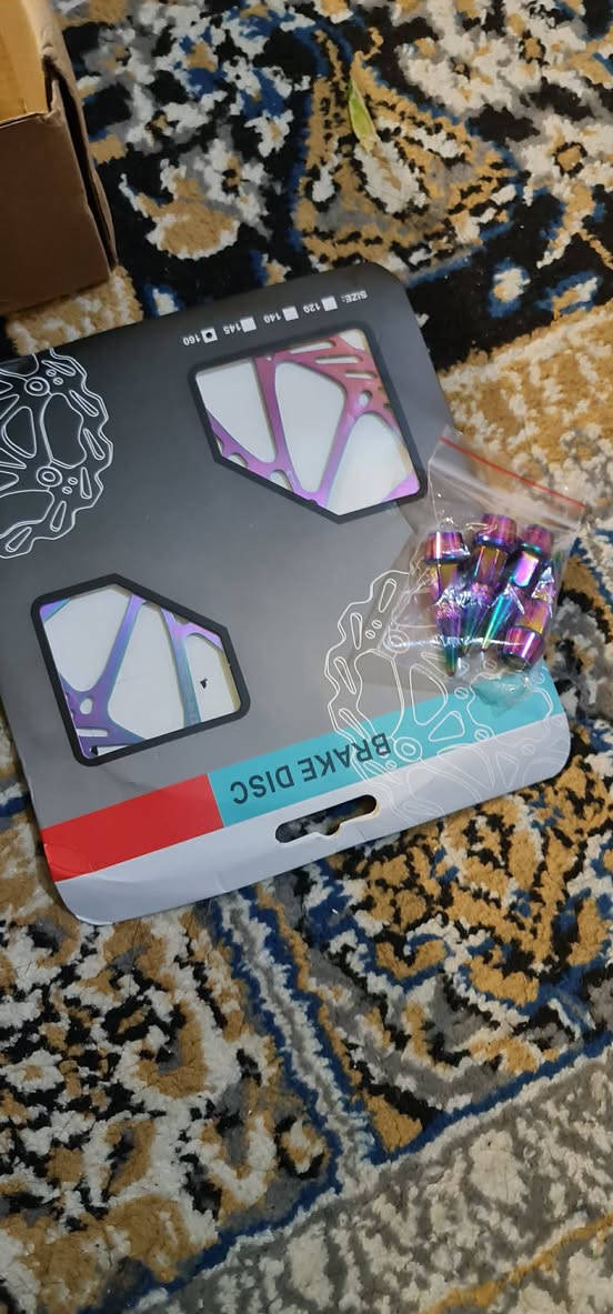 غراض باسكل كلهن ماركات مامستخدمات للبيع كلمن وسعره التواصل خاص او ***********
