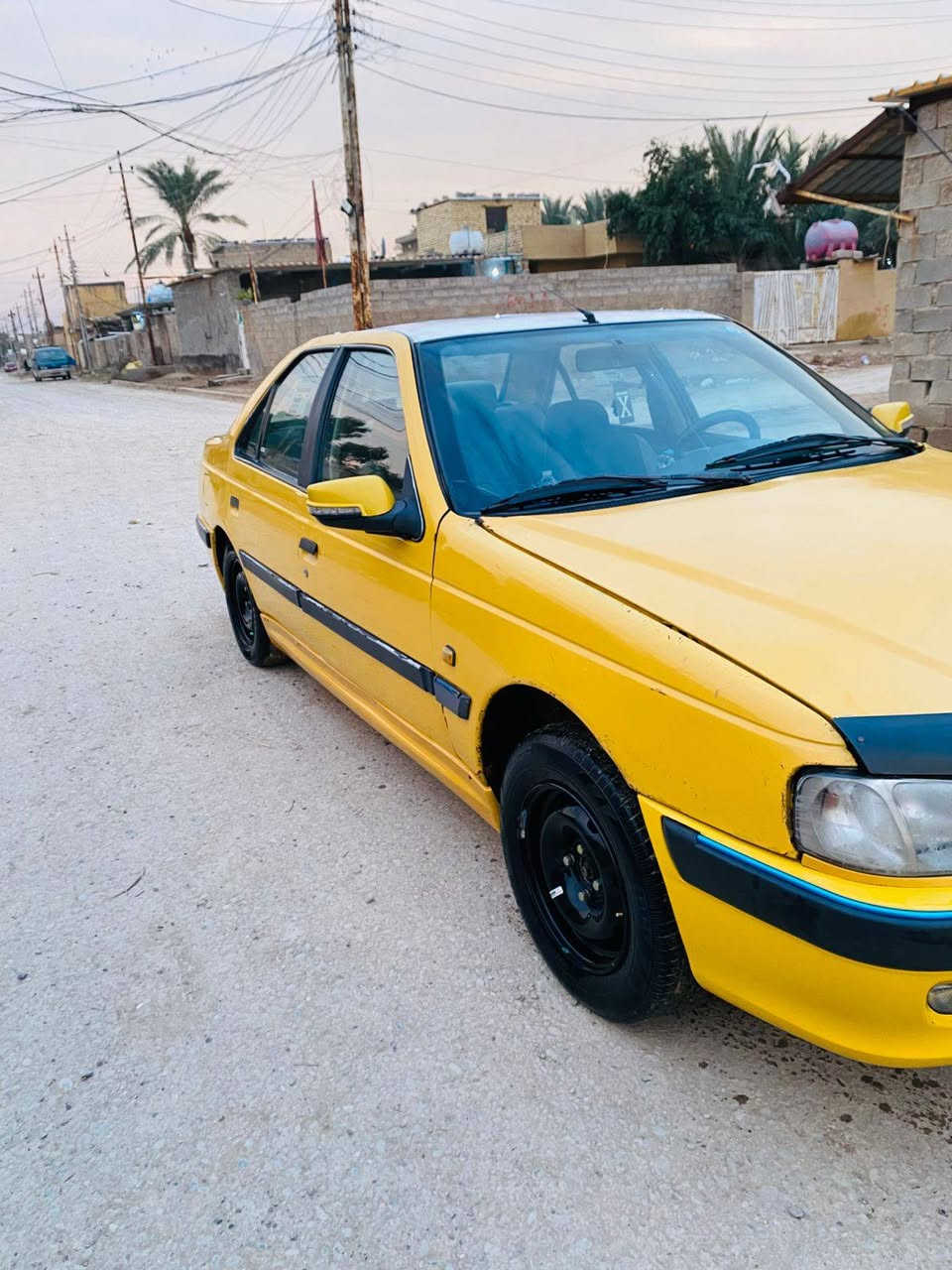 سلام عليكم شباب بيجو باريس مديل 15من كلشي جاهزه تتفئه تبريد مصفره هيئه وغرامه ما مطلوب سنويه جديده ***********
