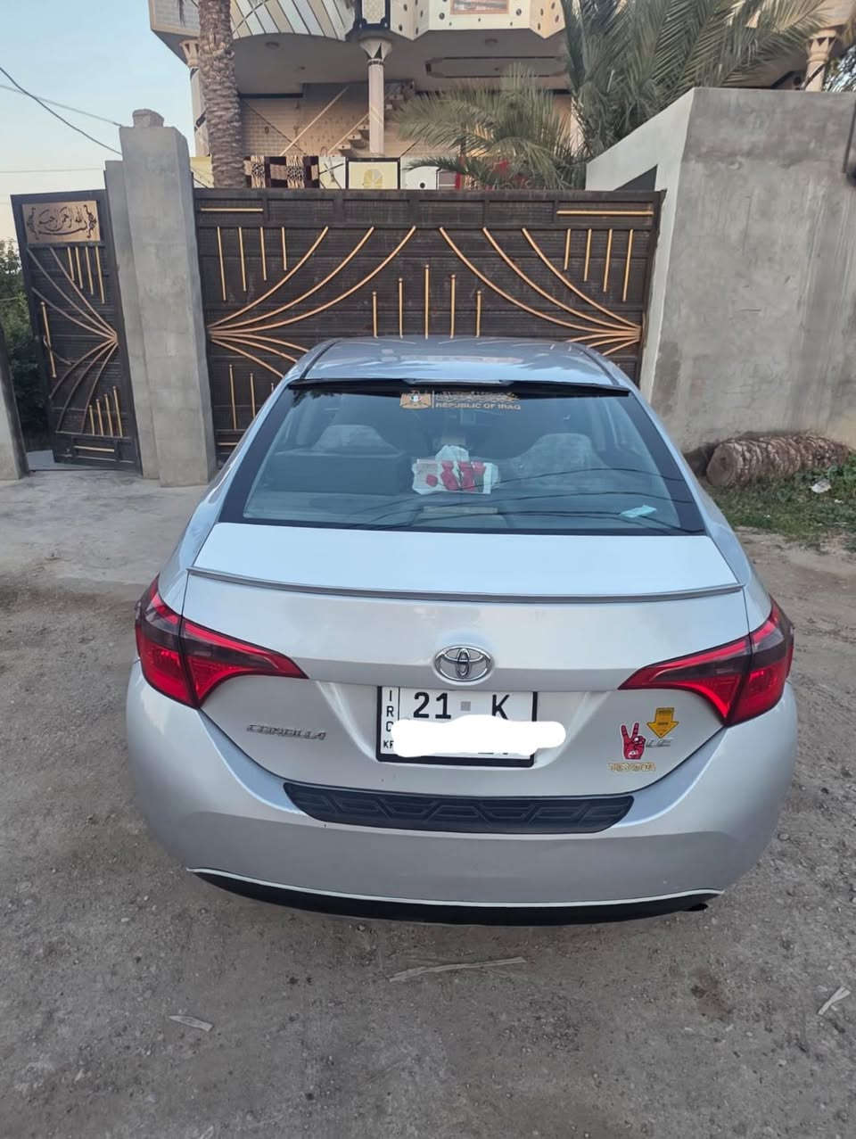 السلام عليكم 
كورلا   LE 2017 وارد امريكي للبيع 
سيارة بأسمي سنويه جديده لل 29  
مكينه لاصرف ولا تبخير تفحص براحتك
وكير مكفولات 
كير 21 جديد مشدود 
بيها ثلاث قطع تبديل بلادي بدون دواخل بدون ايرباك
رادار بلادي 
كشنات تدفئه تبرد 
السعر 135 وبيها مجال بسيط
مكان ديالى 
الشراي يتصل ع الرقم 
***********
