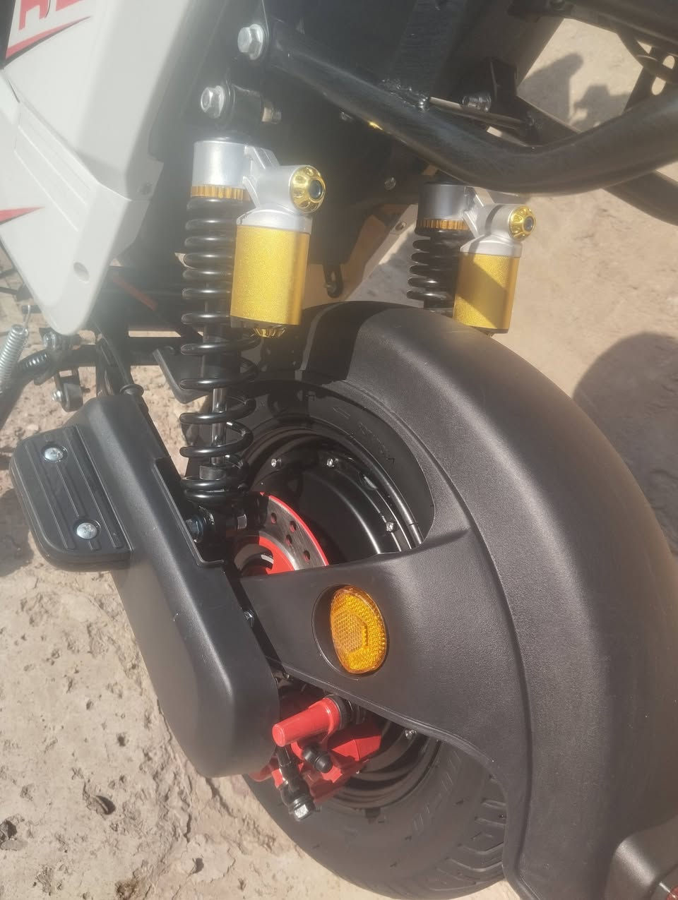 ار 9 مستخدمه شهر 500
***********
