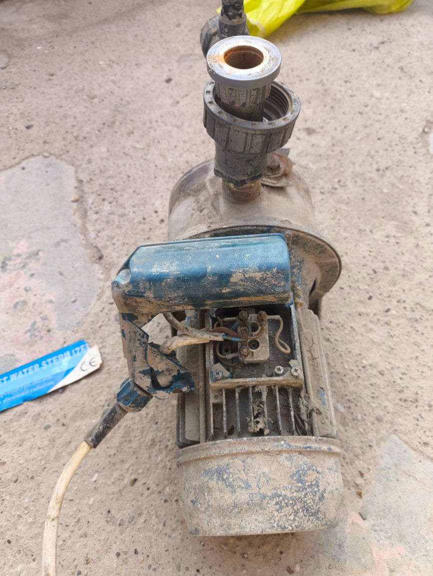محطه تفصيخ كامله للبيع 
ماطور عامودي يطالي لواره 19بشاره سعره 550

دبل دوزنك بم 150
ماطور طرحي يطالي بنتاكس بسعر 200
هوز منبرين بسعر 180
فزلات حجم يشتغلن محطه مترين بسعر 150الواحد
شمعه 75
بورد 150
واليريده كامله اساهله ويا 
مكاني واسط ***********
***********
