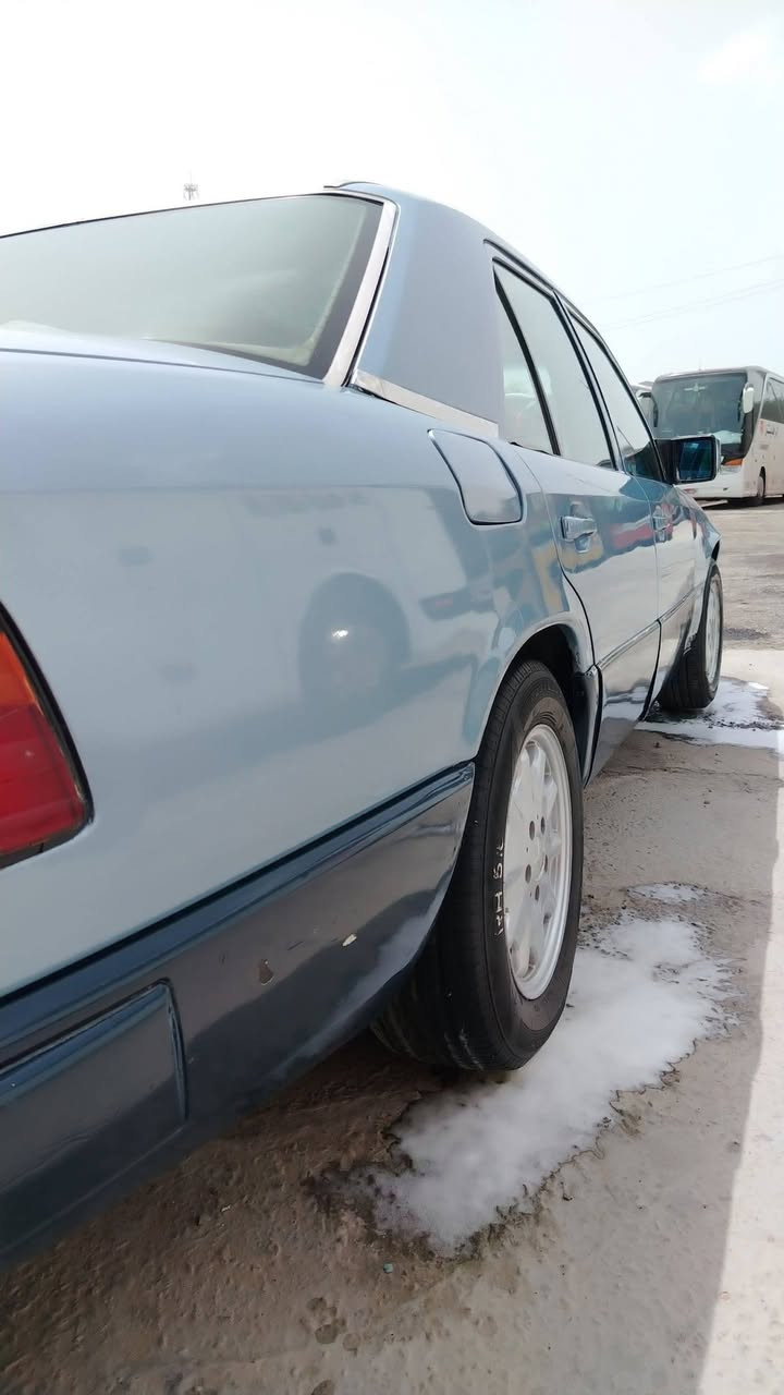 سلام عليكم مارسدس دب 91رقم صلاح الدين مكينه وكير بطه 250تبريد تخم تاير باتري جديد سياره صبغ عام  بدون حادث 

سعره 45وبيه مجال قليل 

***********
