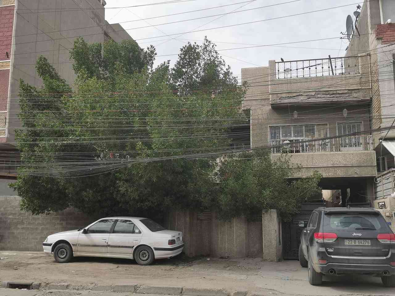 السلام عليكم
دار للبيع المشتل شارع الجمهورية التجاريه.
مساحته ٣١٠ متر
جبهته ١٥ ونص متر
نزال ٢٠ متر
للأستفسار خاص
او اتصال على الأرقم *********** موجود واتساب
