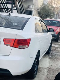 السلام علیكم سیڕاتۆ  مۆدیل ٢٠١٢  گێر عادی ٧ گێر مه‌رغوب  سه‌نه‌وی تا ن...