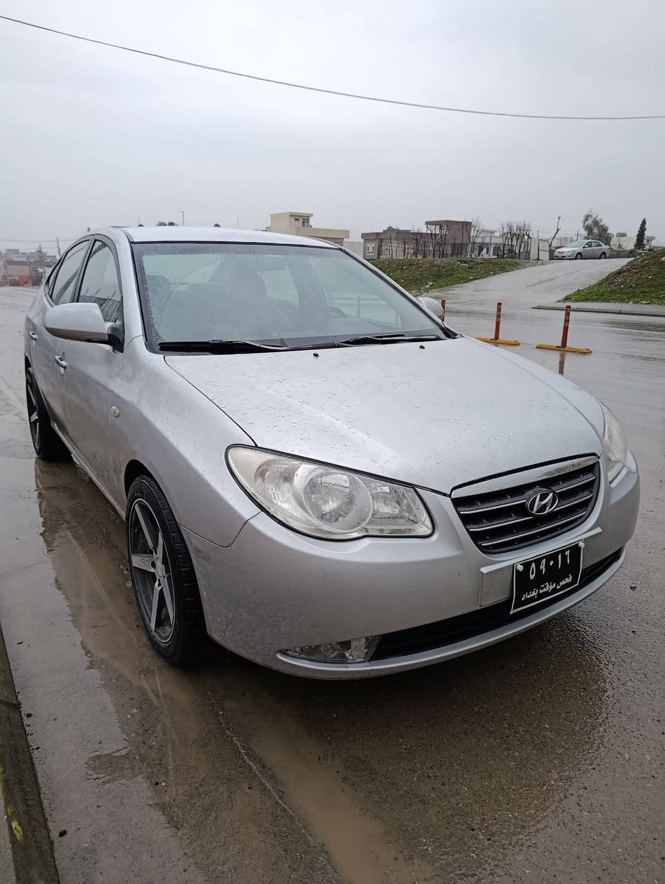 هۆندا ئاڤانتی بەمانگ  2007 
براوەیە  کامل چاک کراوە سەیارە جوانە و هیچ قەپ قپی نیە خایسی نیە 
مەکینە ١٦ ی دکشن بەرز 
بەس سڵایت نییە 
کوشن هیتەر 
سوکان ڤۆلێۆم 
ئاوێنە شەفت 
بیلاد دەسک نیکل
سەیارەکە نموونەیە لە جوانی
سەقفی بەشەرت بێ بۆیاخ 
تەبرید سارد و گەرم بەشەرت 
گیر و مەکینە بەشەرت
کارەبای بەشەرت  
ABS 

جامی پێش و دوای هەلگیراوە
تەقە و ڕەقەی بەشەر کامل مەسرەف کراوە 
شوێن ...ڕانیە 
***********
