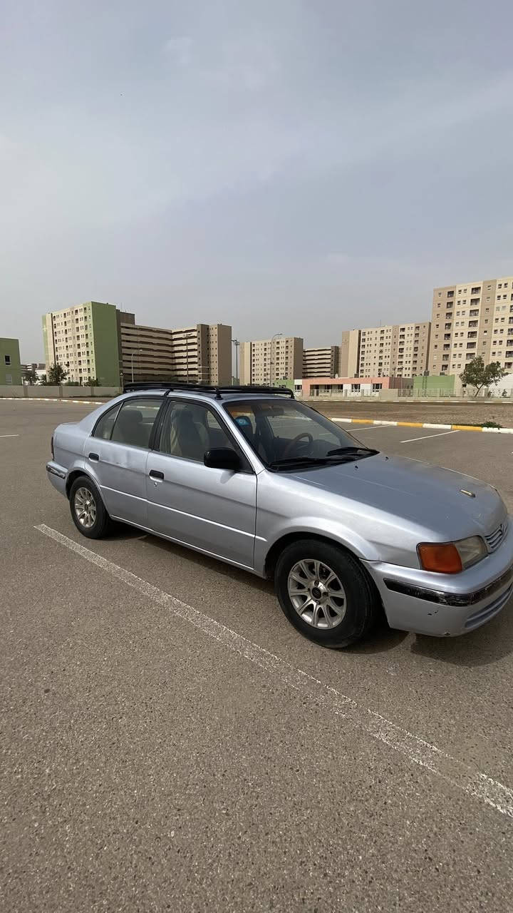 سلام عليكم سياره كورلا موديل 1998 رقم نكليزي مشروع وطني واسط سياره بسمي سنويه جديده تاريخ 2031 سياره مثل ماشوفين كدامكم سعر 35 وبيه مجال رقم ***********
