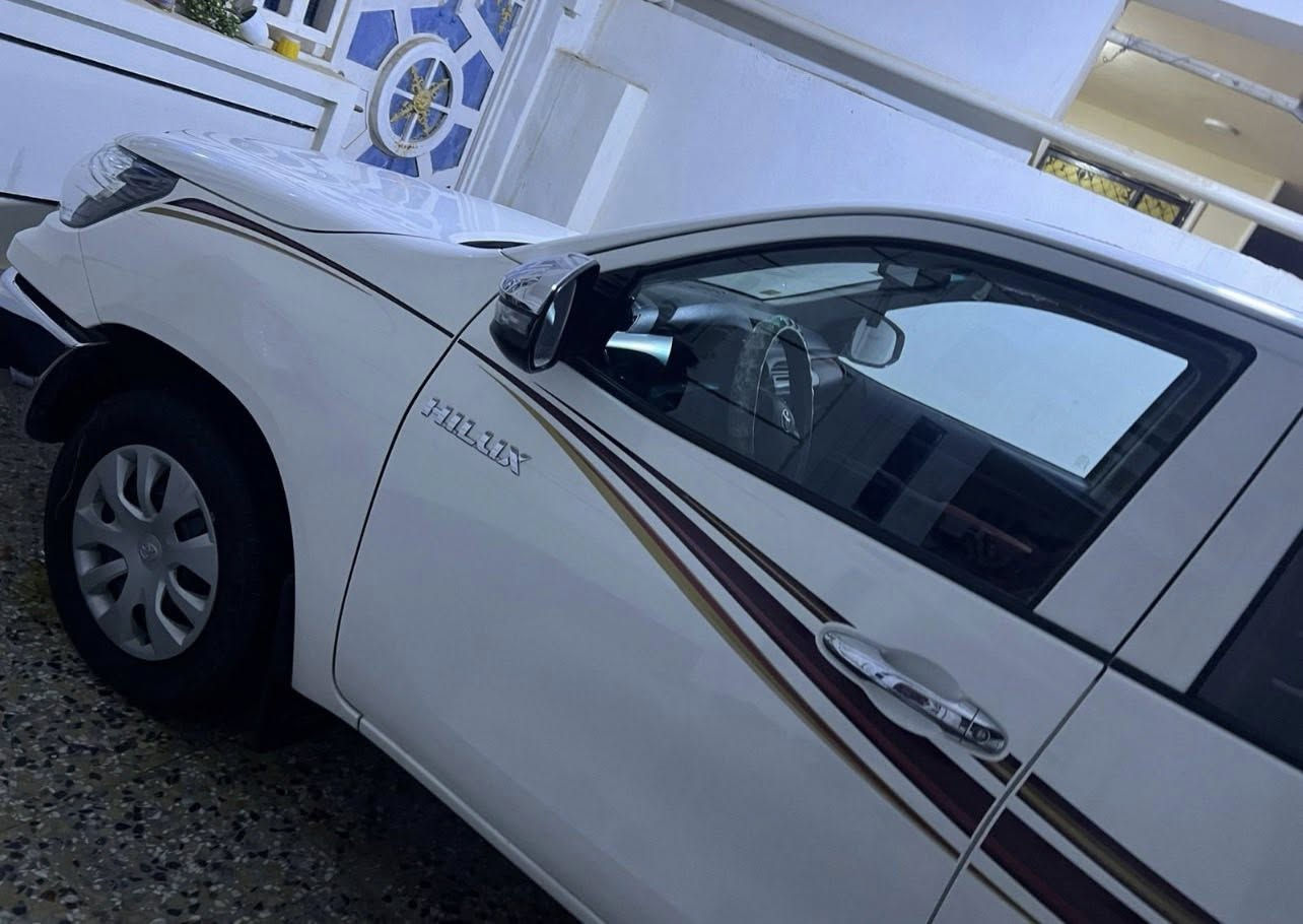 هايلوكس ٢٠١٩ كير عادي كفاله عامه من اي شي ماشيه ١٢٥ الف  سياره جديده ورقم اربيل رقمي ***********
سعرها ٢٢٢ مجالها بسيط جدا
