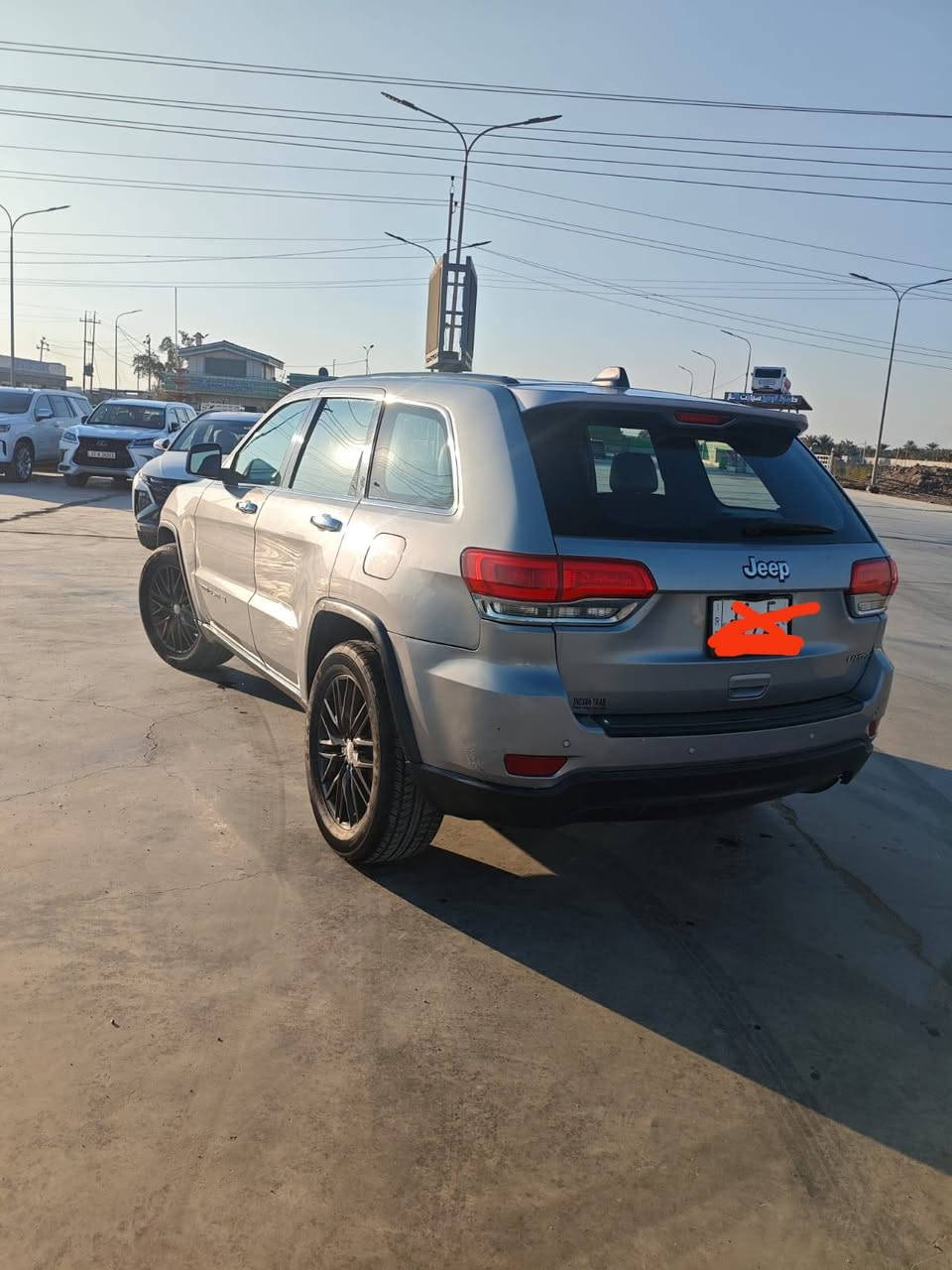 السلام عليكم جيب لاريدو موديل 2017للبيع فقط
إتصل ع هذا الرقم ***********
السعر 180 وبيها مجال
