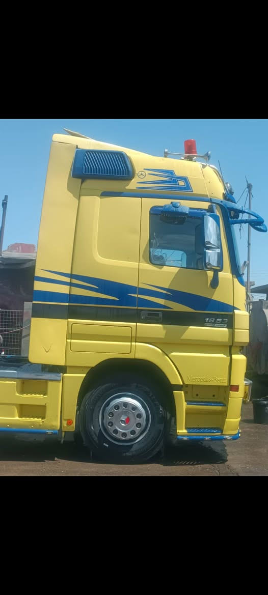 اكتروز شمعه موديل 2002 حجم 53  رقم اربيل مميز 4 ارقام طوناج سنتين جي بيس تانكي نهرو 18 سنويه بسمي 28  تحويل او وكاله يلي نتها الطوجان سياره خير من الله ‏‪0782 498 2362‬‏
