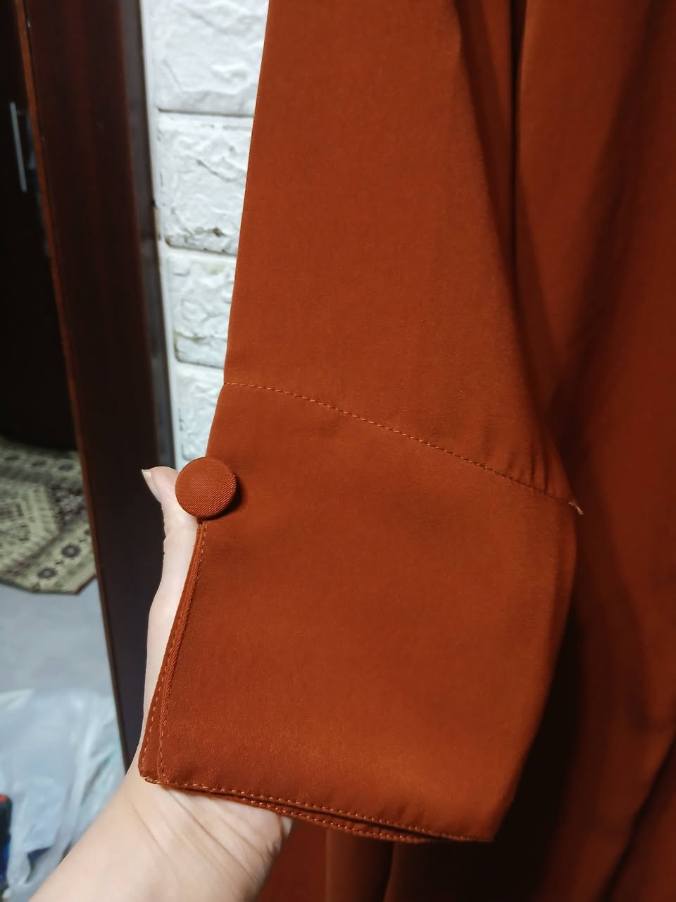 عباية كويتي جديدة غير مستخدمة الخامة متحتاج اوتي
قياس ٤٤الى٤٨  تلبس إلى لحد وزن ٩٠ 
@إشارة


**إذا كنت صاحب هذا الإعلان وتريد حذفه لأي سبب، رجاءا أرسل رسالة إلى الدعم الفني**