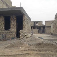 بيت للبيع • شارع ٨٠ • بظهر بانزين