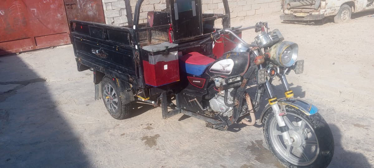 السلام عليكم ستوته للبيع موديل 15نظافه كل شغال تايرات3جديد سلف هندر اگلوبات صوت ناعم اقتصاديه شرط رگبه شاصي اوراق كامل  سعره مليون 100بيه مجال للشراي  مكان جلولاء ***********
