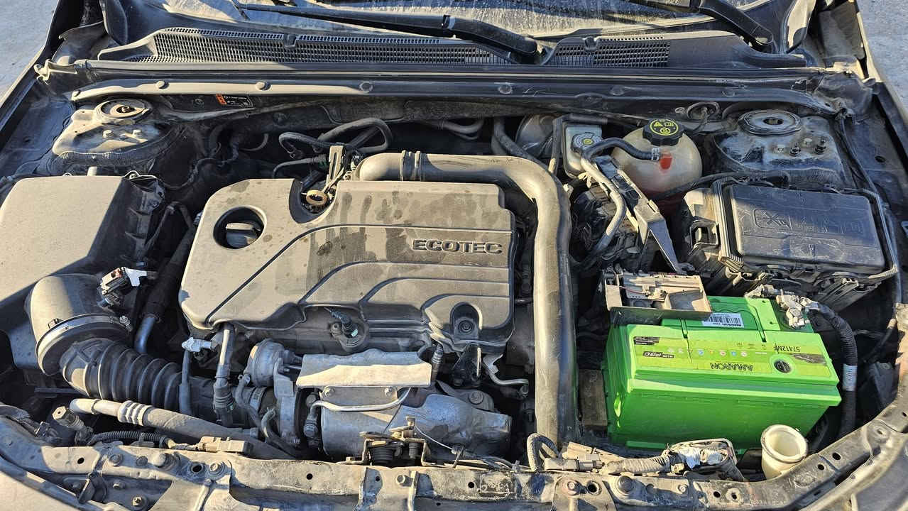 ماليبو
موديل 2020 LT
ماشيه ١٢٠ الف كيلو
رقمها اربيل سنويه نافذه ل٢٧ تريد  وكاله او تحويل 
المواصفات
محرك 1500 تيربو
بصمه تشغيل 
كشنات تدفئه + كهربائيه
تبريد قطعتين امامي و خلفي 
شاشه كبيره تدعم Android Anto /play📲
خرائطGps 📍
كامره خلفيه
كروز مثبت سرعه
شاشة ظبط و اعطال بالدشبول
مانع انزلاق
تراكشن 
و بيها بعد مواصفات
سياره حادثها سطحي بنيد وجاملغ ايسر وجاملغ ايمن ع كد شبر بارد فقط بدون دواخل لا لغد لا شواصي ايرباك راجع سستم
وبالعراق صار بابين عكس سايق بارد مو كلها فقط الي ماشر 
سياره كير مكينه مكفولات ومبي نقص برغي سياره جاهزة من كل نواحي
مكاني بغداد  
سيارة للبيع او مراوس  حسب قناعة

***********
