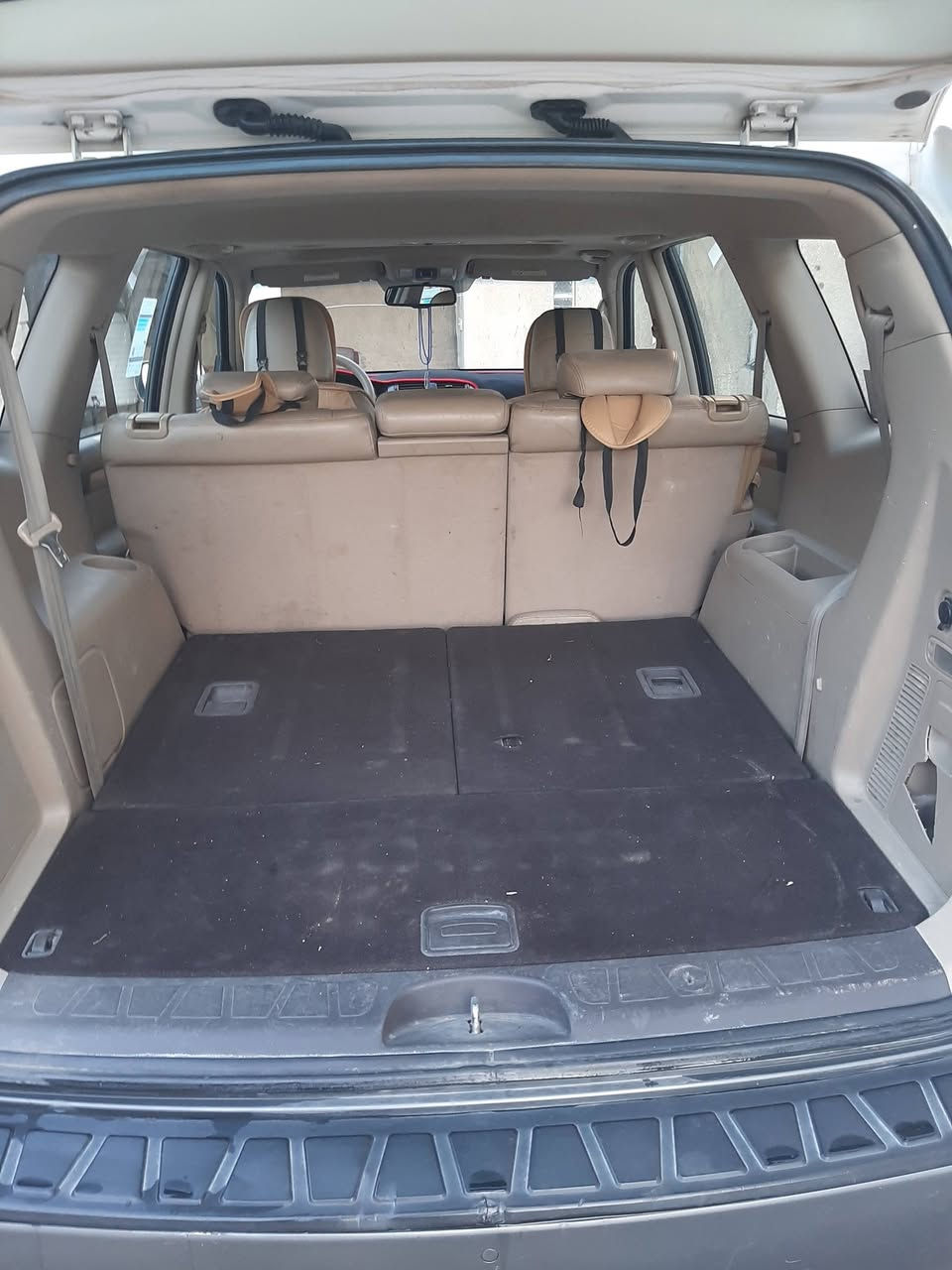 السلام عليكم 
كيا موهافي للبيع 
فول ١/١ 
موديل: 2012
ماشية :145
مكانها بغداد 
رقم: بغداد

***********
