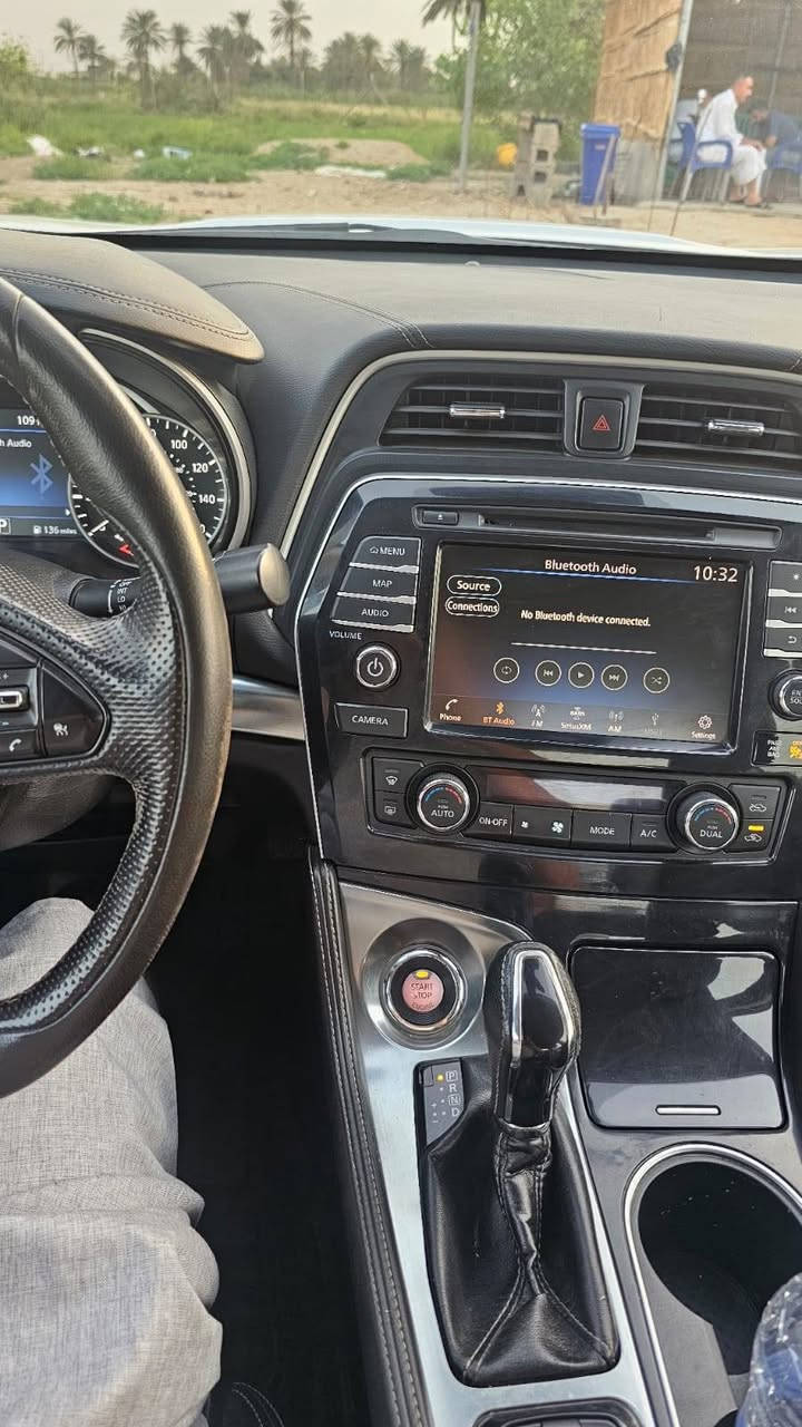 نيسان مكزيما 2020
فول مواصفات SV
داخل جلد 
تبريد قطعتين 
محرك ٦ سلندر 
تحكمات ستيرن 
حادث صفحه بدون دواخل وشويه من لبنيد
سعر 122 ورقه مجال بسيط 
العنوان _ بغداد _ دوره 
***********
