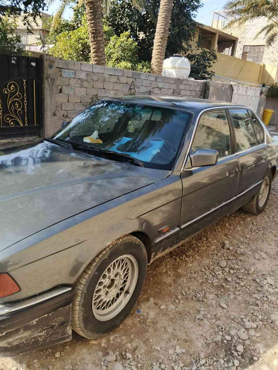 السلام عليكم ورحمة BMW للبيع السياره رقم الماني سنويه جديده مكاني بغداد السعر 40    بيها مجال للطيبين الرقم ***********  ايريد بي وتساب
