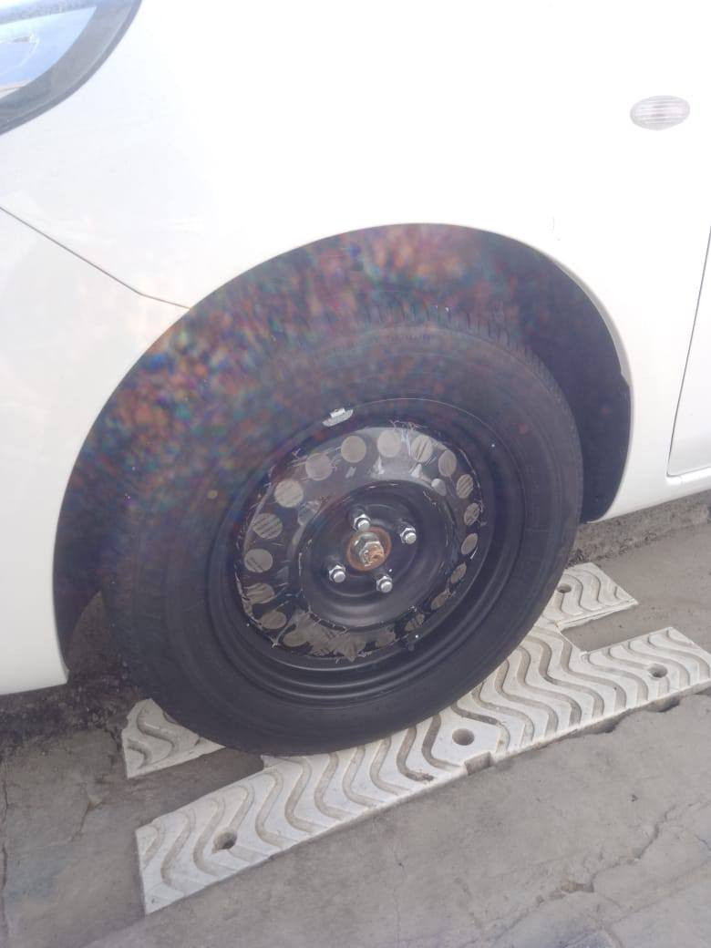 سلام عليكم للبيع سياره نيسان سني هندي ام لبليته اصل
2024 سياره كفاله عامه من ضربه وتبديل ولبارد وصبغ مكينه كير تبريد حداديه تخم تاير كله جديد ماشيه 17 
رقم اربيل وكاله عامه سعر 127 وبيه مجال مكان بصره قضاء المدينه اتصل ***********
