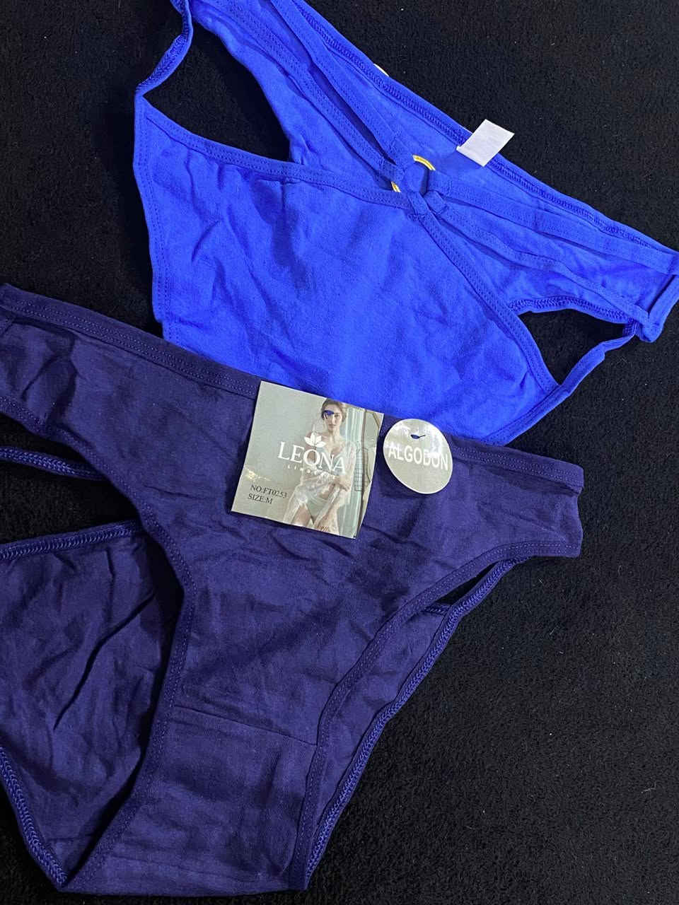 السلام عليكم حبايبي، بديت بمشروع صغير وان شاء الله يكبر بفضل الله ثم فضلكم والله يرزقني ويرزق الجميع،  واسعار جدًا مناسبة ...
لانجري قياس فري سايز السعر 5 الاف
ستيان دبل اسفنج قياس من 38 _44 السعر قطعه 3
اندر قياس M,L سعر القطعه الفين
حمر كولدن روز سعر القطعه 3
تحديد شفه ( لب لاينر)  واحد ب الف
عطر ميني الواحد ب الف دينار
جواريب طوال ماركة البومه لون اسود، ابيض سعر القطعه الف ونص
جواريب فقط لون ابيض سعر القطعه الف
جواريب بناتي سعر القطعه الف


**إذا كنت صاحب هذا الإعلان وتريد حذفه لأي سبب، رجاءا أرسل رسالة إلى الدعم الفني**