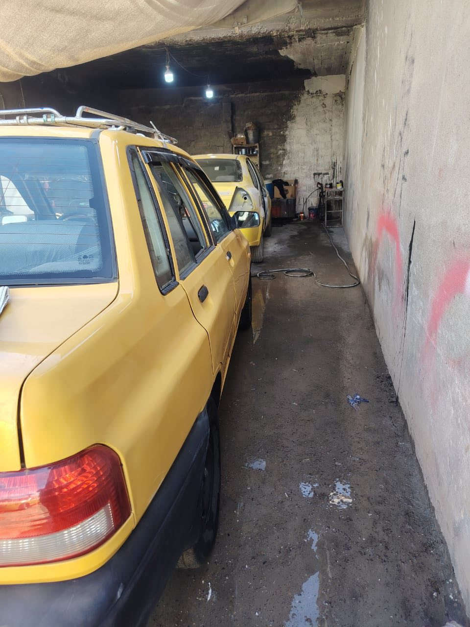 سايبا للبيع محرك كير نضيف  رقم احمر نينوى هيئه ٨٠٠ موديل ٢٠١٢ واير مني يعوزها شويه سيار شغل وطلع وين ماتريد ضخم اخو الجديد بوربرين طخم كامل كلو جديد درايم شفتات السعر ١٣ الي ماشتري لايكسر بل سياره بس الشراي يخبرني *********** وشكراً وتساب او اتصال وتدلل
