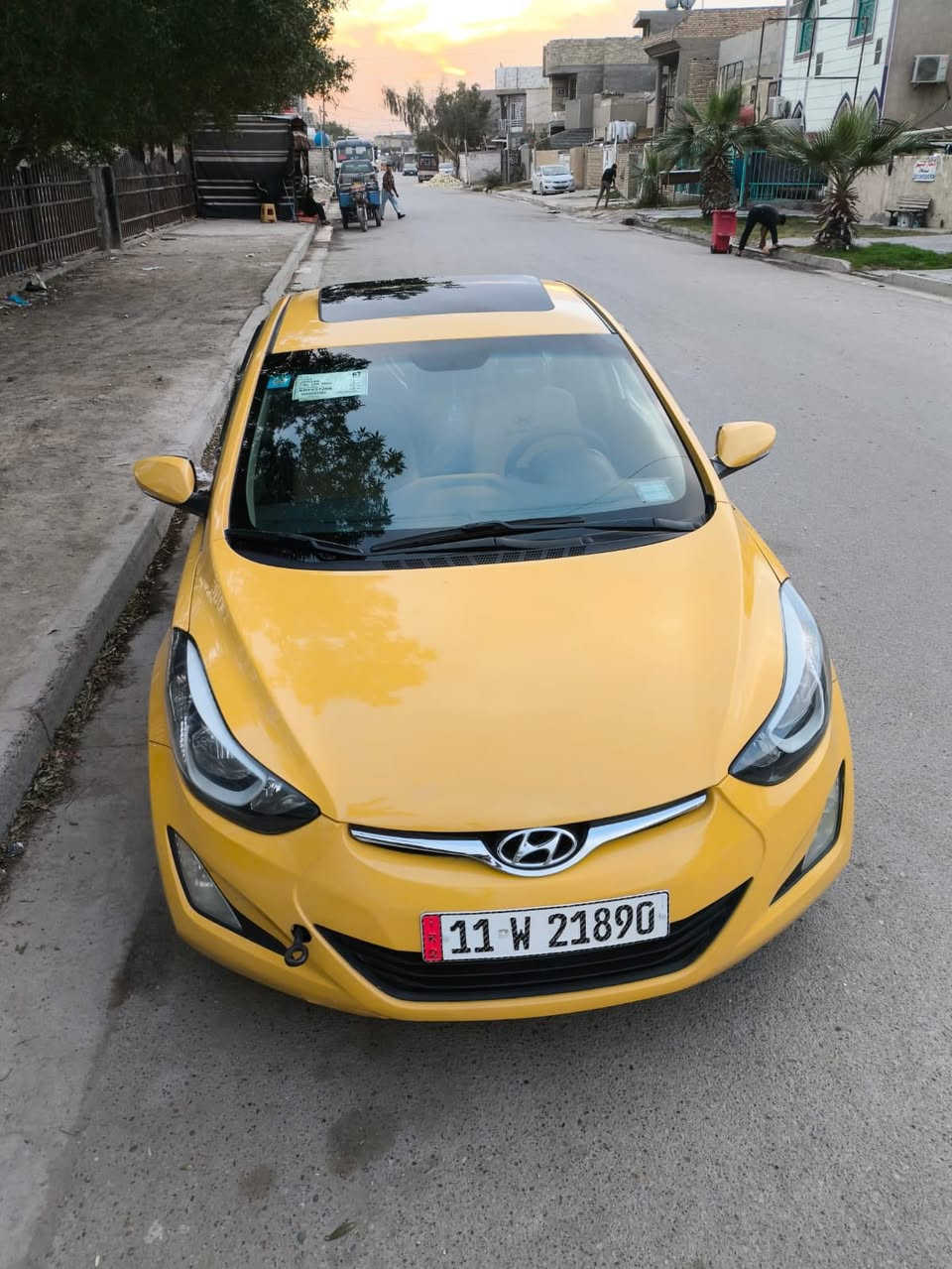 السلام عليكم النترا موديل 2015 خليجي مكفولة من الحادث والمعجون فول مواصفات عدا البصمه مكينه 1800 دوش السونار مرفق بلمنشور رقم بغداد بسمي مصفره هيئة وغرامات مكان بغداد السيارة جاهزه من جميع النواحي 
***********
