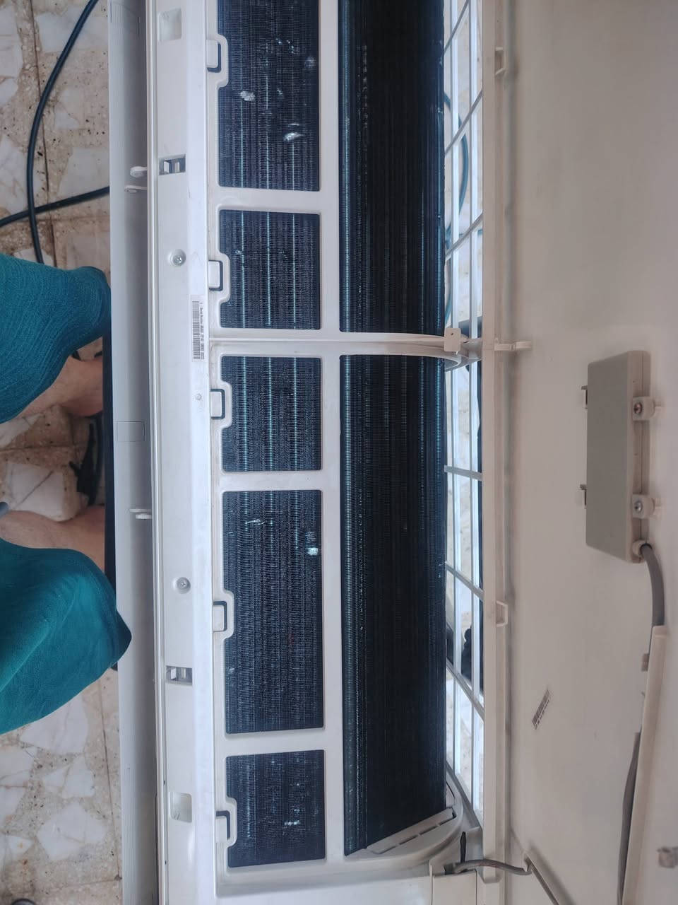 سبلت طن ونص انفيتر اوتو ويشتغل على ٣ امبير نوع ge appliances نضيف جدا وضمان بعدة بي وغازة مقفول بلادي  500 الف بدون بواري ولا كيبل مكان بغداد الحرية ***********

