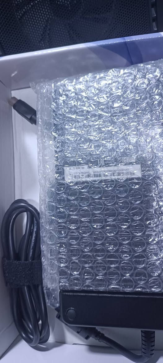 شاحنة msi لابتوبات ال كيمنك 330w باقي التفاصيل بصورة السعر 40 الف جديدة غير مستخدمة


**إذا كنت صاحب هذا الإعلان وتريد حذفه لأي سبب، رجاءا أرسل رسالة إلى الدعم الفني**