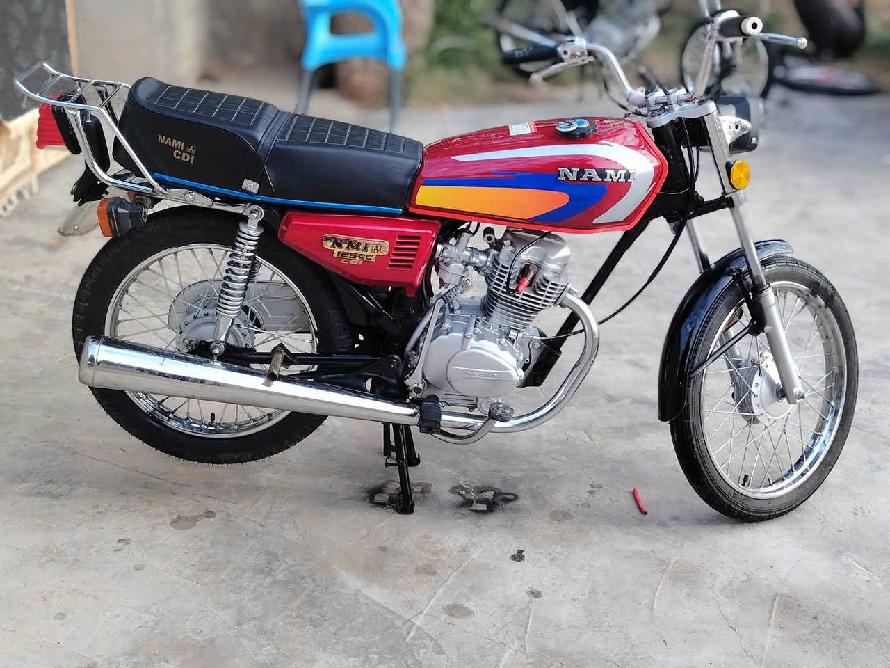 سلام عليكم دراجه اللبيع  مكفوله من عشاير وراقه ضايعه عدي بس  مكاتبه سويلك دراجه خير من الله سعر500وبيه  مجال  رقم ***********المكان شطره
