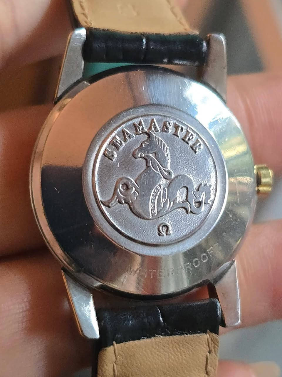 السلام عليكم
بخصوص الساعات الاصلي نادر ما تحصله بل عراق خصوصاً الذهب هذا بل منشور ذهب عيار 14 القبلها عيار 18 طبعا  قليل رغابها بل عراق لانه غالي يكلك اشتري ساعه بسعر سايبه 😅 المهم الساعه الاوميكا وغيرها هذن فلوسهن بيهن اكو واحد يكول انطيك ورقتين واخذها منك اذا صادق يعني يشكك بقدراتي راسه مربع  حتى يبيعها 1000دولار اقل تقدير والثاني الساعه الذهب يكول اني ازايد على 65000€ راسه مربع هم ما يعادل 70ورقه  صح اسعار غالي بس هن ذهب وبل عراق الوضع الاقتصادي ما يساعد على يشتري ساعه ب10ملايين يكول لانه خريج جامعه  اني من انشر منشورات افيد العالم الجنايه للنوادر حتى المايعرف يستفاد من معلومات  مو يدخل يكذبني اكثر ساعه بعتها بل عراق سعرها 5ورقات اخذها ملازم اول يريدها للضابط هذا قليل ما يصير المهم شوفو هاي التحفه  سعرها 3000$ يعني 30ورقه لا يدخل يكول تبيع ماابيع ولا ادخل علمودك مزايده الكلام للبعض


**إذا كنت صاحب هذا الإعلان وتريد حذفه لأي سبب، رجاءا أرسل رسالة إلى الدعم الفني**