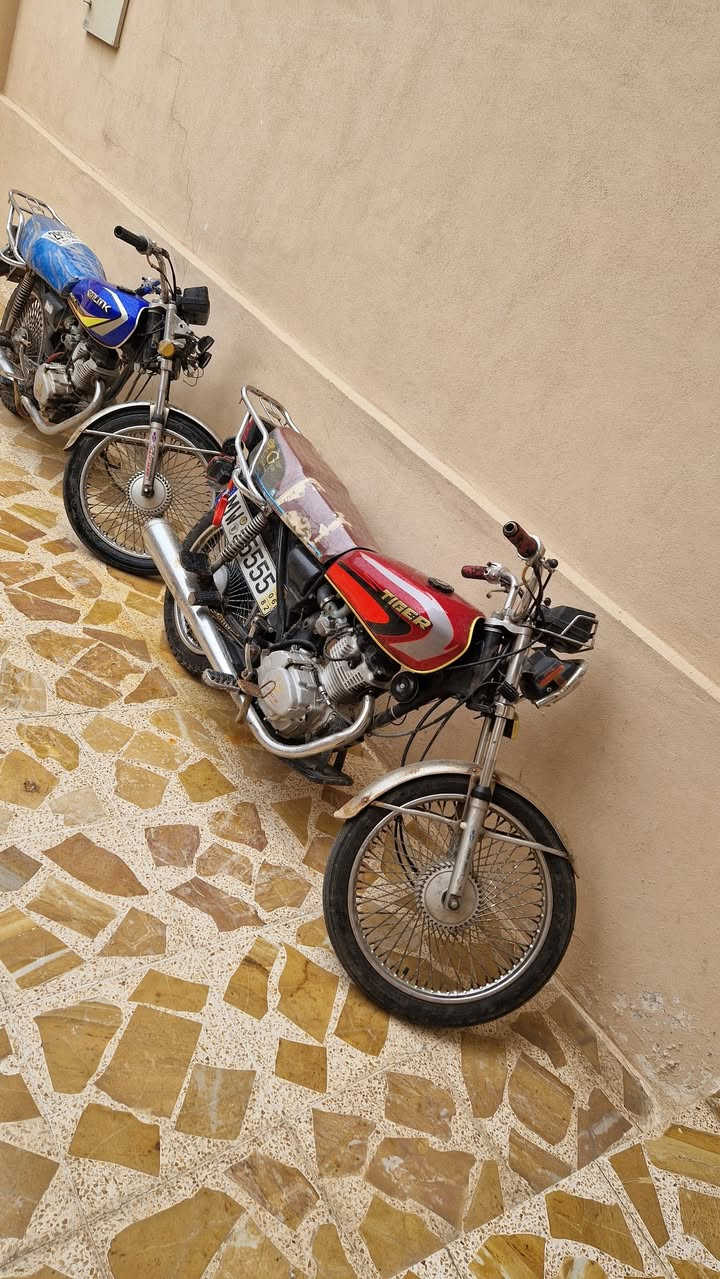 ماطور تايكر للبيع موديل 2020 شرط مامفتوح السعر 475 وبيه مجال بسيط عنوان موصل جانب الأيمن ***********
