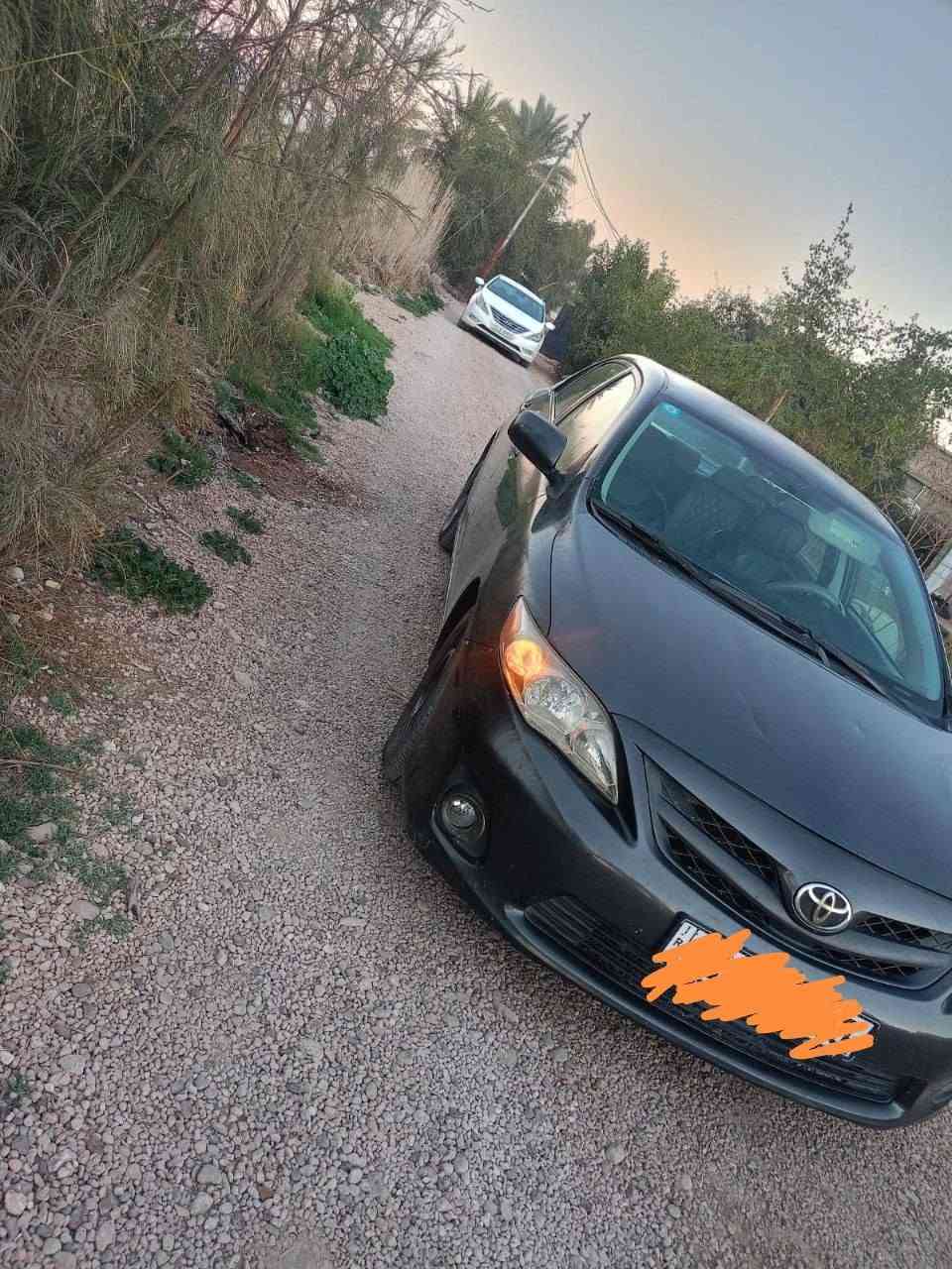 تيوتا كورلا رصاصي فيلي
ماشية ١٩٢ الف 
وارد امريكي بيها بجم وصبغ حزام جمالية 
اربعة سلندر
السعر ٨٥ ورقة وبيها مجال
***********
