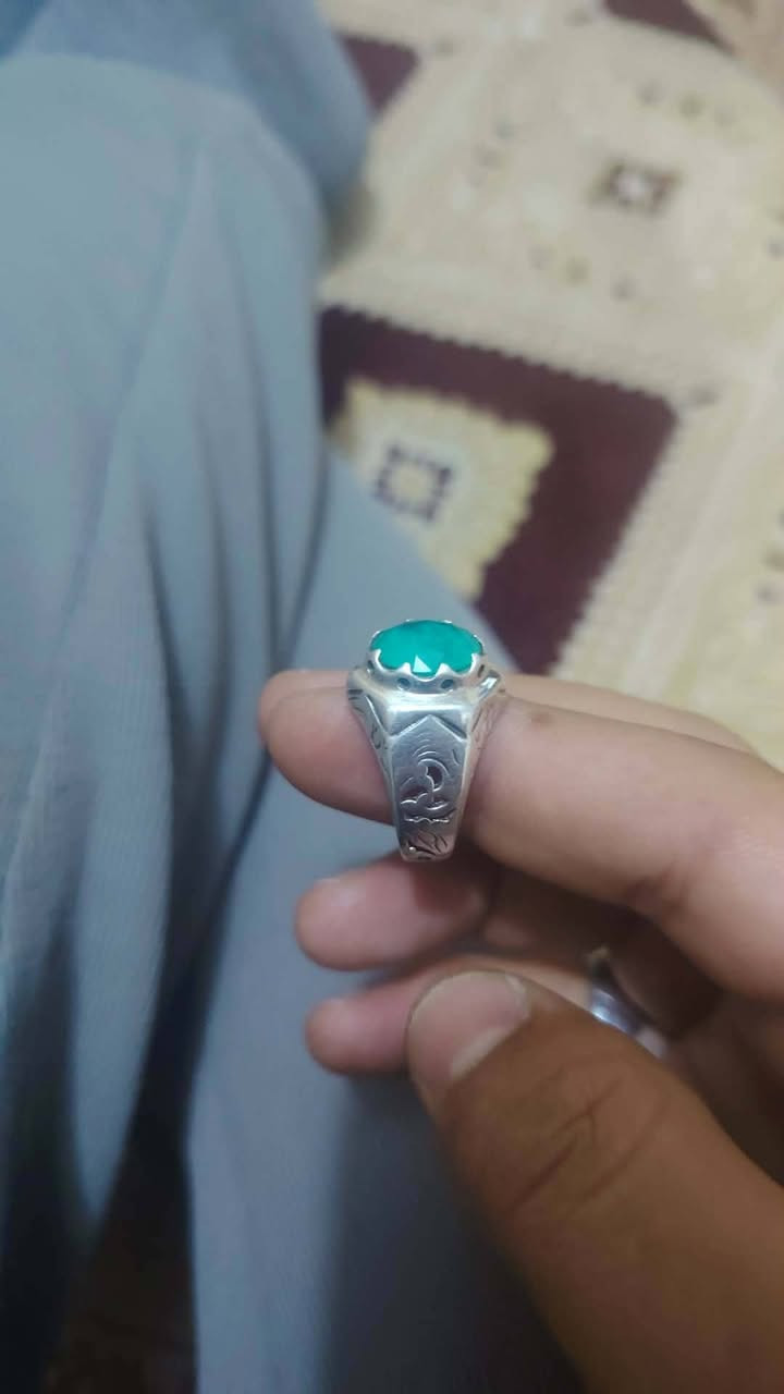 خواتم فضه صياغه ثقيله للبيع الشراي يجي وات ساب ***********
