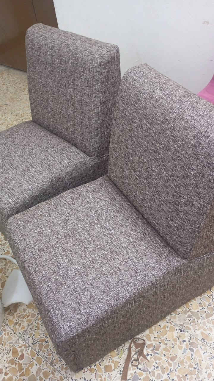 تصليح قنفات الديوان بانواع القماش التركي الدرجه اولى العنوان الرئاسه شارع 20 واتساب ***********
