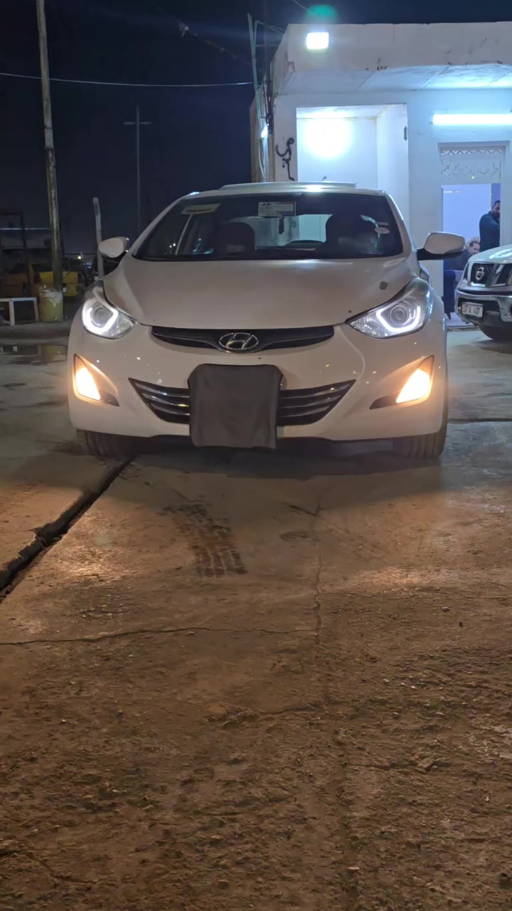 السلام عليكم
النترا ٢٠١٥ خليجي 
بيها جاملغ امامي صبغ اثر تشليع الصبغ 
ولباقي كفاله عامه 
فول مواصفات ١.١ 
٤ بصمات 
فتحه كشن كهربائي 
تبريد قطعتين 
٤ انظمة قياده 
كير مكينه كفاله تبريد ثلج حداديه تخم تاير كله جديد 
مكينه ٢٠٠٠ دوش 
السعر ١٢٠ 
ميسان العماره ابو رمانه 
***********
