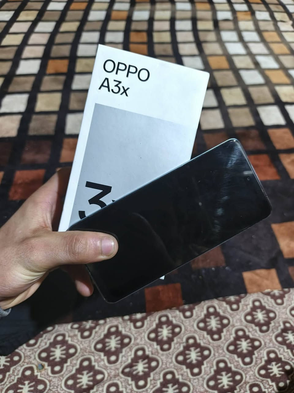 بسم الله الرحمن الرحيم الأرحيم
أوبو سعر الحديد 210.00بس يمي بسعر 130.00دينار عراقي
مضافة شوفت عينكم لون الجديد تدرج الازرق المحيطي شاشة بحجم IPS LCD 90HZ "6.67 هرتز 
طبقة مقاومه للصدمات والسقوط
بأرتفاع. 2 متر
بطارية بحجم 5100 ملي امبير
وقدرة شحن  1N   Snapdragon 6s Ge معالج مثالي الجهاز الثاني آيفون 11 ذاكرة 128 دبل سيمكارت جهاز بي فقط فطر  مستبدل بطارية فيس ايدي واكف سعرهة 130فقط للتواصل واتساب ***********
