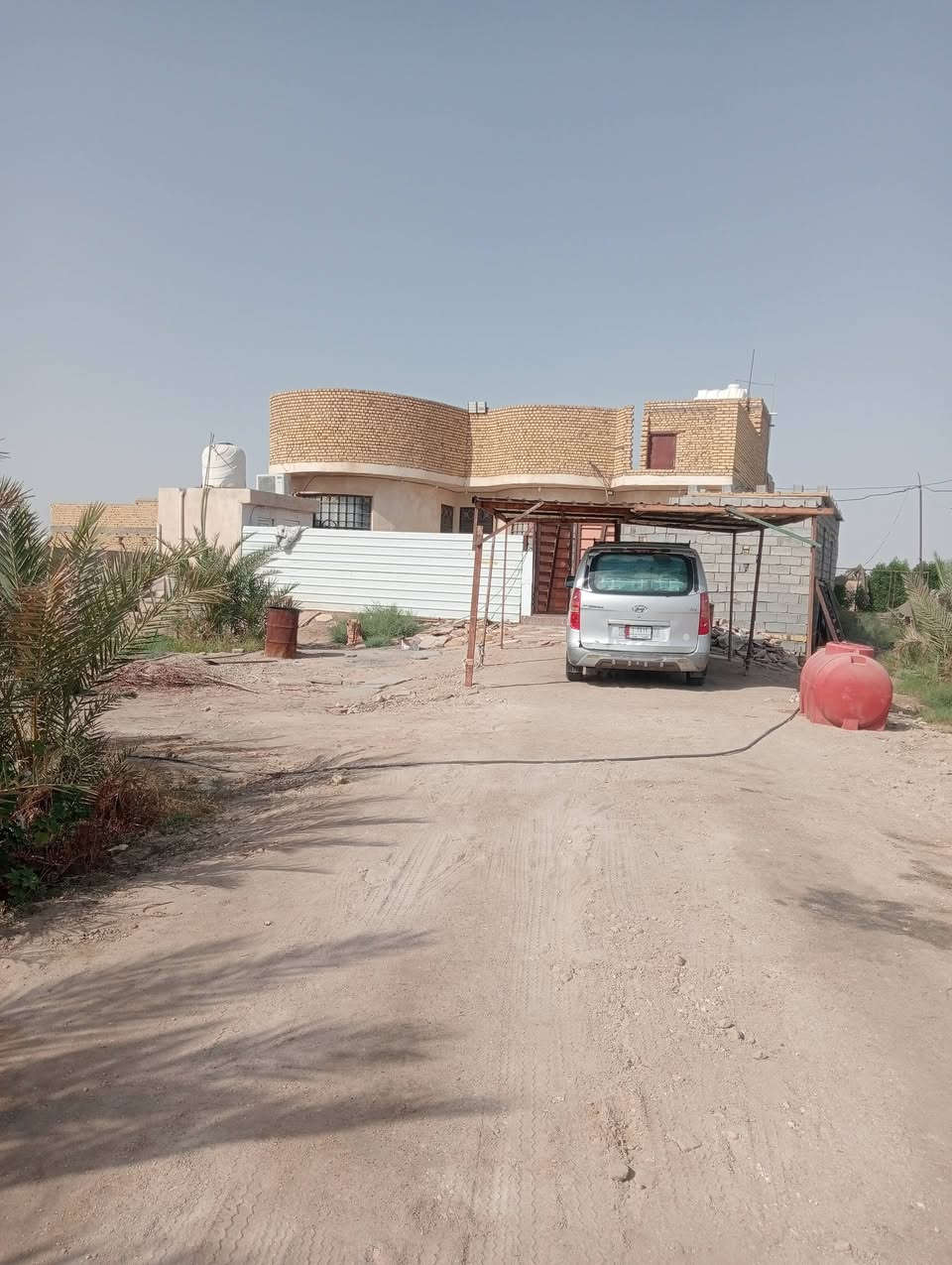 اللهم صل على محمد وال محمد 
بيت وبستان للبيع التفاصيل بالصور
