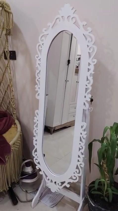 للبيع طباخ خمس عيون عينين مسدودات والباقي كله شغال حته الفرن السعر ١٠٠ الف
مرايه وداخلها تعليقه مال اكسسوارات السعر ٤٠ًالف


**إذا كنت صاحب هذا الإعلان وتريد حذفه لأي سبب، رجاءا أرسل رسالة إلى الدعم الفني**