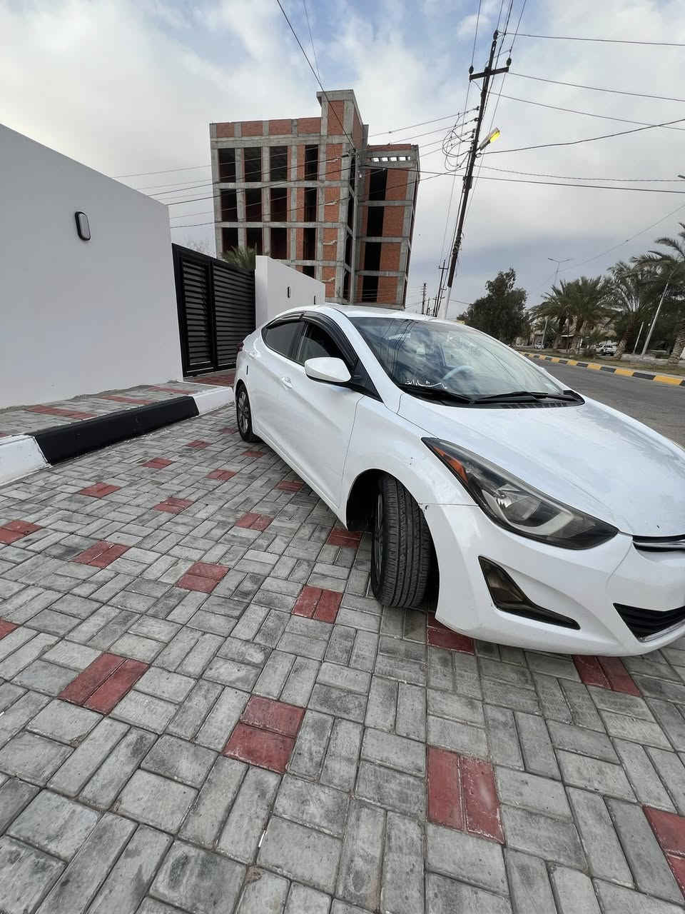 سلام عليكم
النترا( 2016 ) 

محرك ( 1800cc )

ماشيه ( 192000 )

وارد ( امريكي ) 

حادث امريكه غرق 10 بلميه مامأثر 

حادثها بل عراق جاملغ امامي جهت السايق صبغ فقط ليبل (واحد السياره ) وبيها  باردات خفيفه موجوده بكل سياره هاي و قبق الجنطه مشلع صبغ ماصابغه مغلفه فابلون فقط 

(المواصفات )____________
 
نضام ECO
 
مثبت سرعه

كشنات مخمل حضن 

منضومه زنون اصلي 

 تبريد ثلج ❄️

تدفئه 

السعر    ( 118$) 
وبيها مجال بصييط

الرقم ***********
الرقم ***********

مكانها كربلاء
