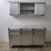 كاونتر للبيع ٤ قطع سعرو ٣٢٥ وبي مجال 07700110466