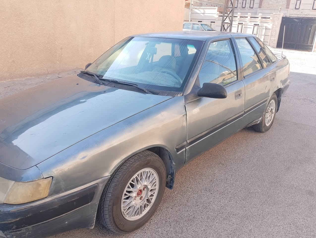 السلام عليكم للبيع دايو اسبيرو موديل ٩٥رقم بغداد باسمي محرك مسكر كير عادي محرك بي خيط بخار صدر جديد كهربائيات شغاله  السنويه والهزه جديده السياره بلاديه لاضربه ولا صبغ  السياره جاهزه السعر ٢٥ للاستفسار *********** مكان السياره بغداد

