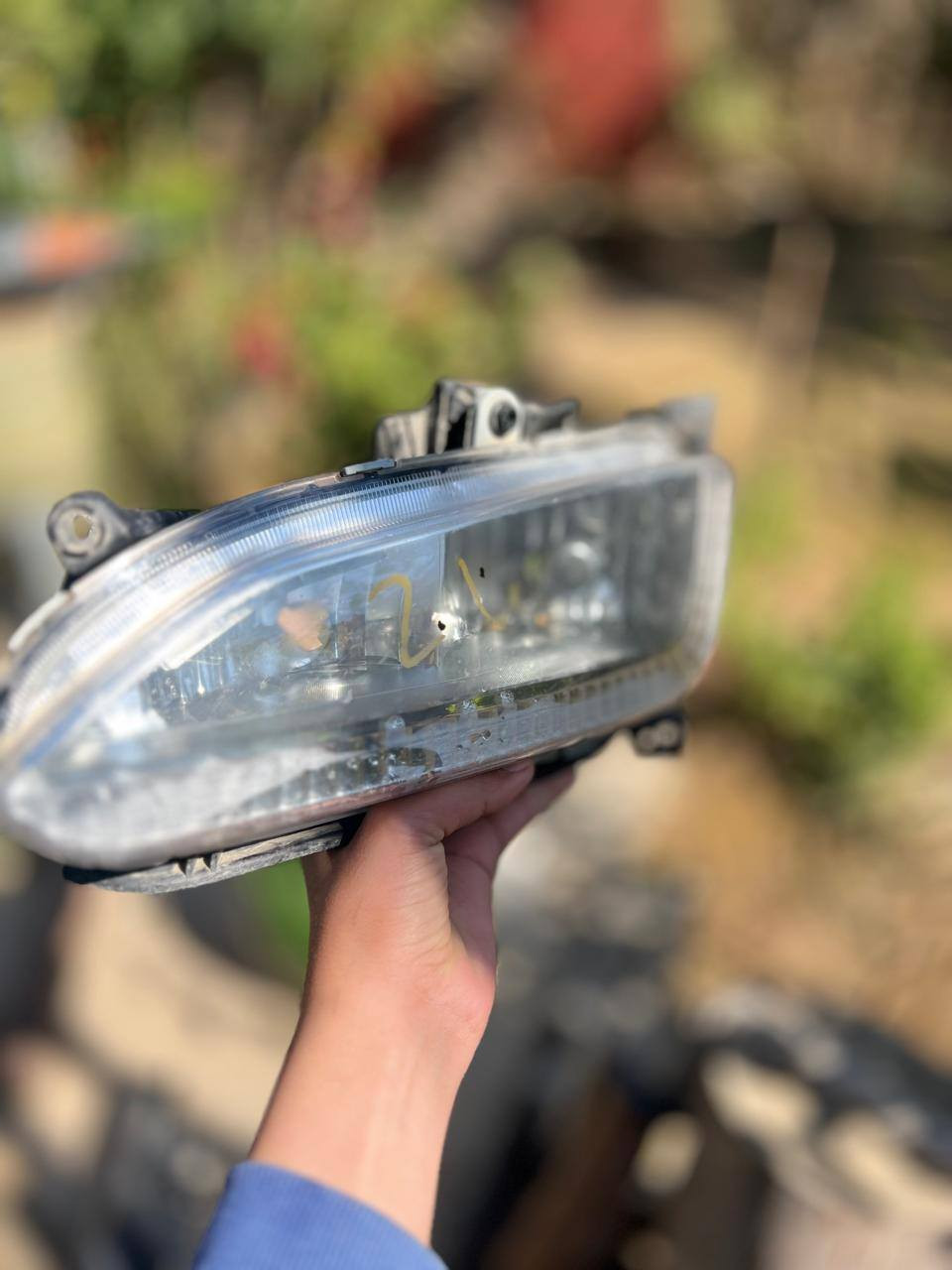 سلام عليكم زوج كشافات ضباب LED أصلي تفصيخ سنتافي2016 سعر الزوج 75 وبيه مجال 
لايت LED سنتافي 2019 تفصيخ السعر 75 ألف وبين مجال للشراي مكاني بابل المسيب ***********
