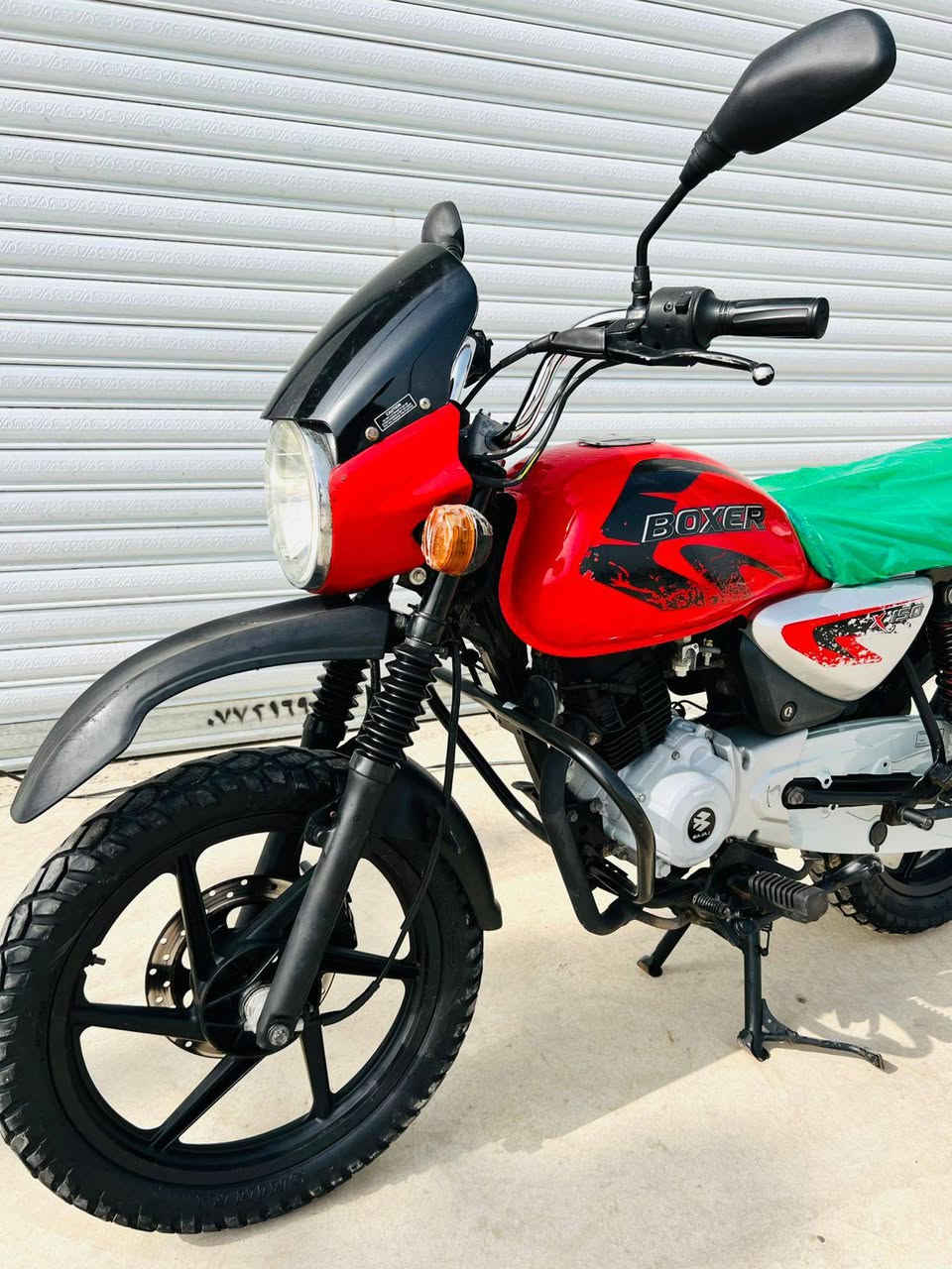 يالله
سلام عليكم 
دراجه بوكسر 2022
كفاله عامه جيب فيتر 
مرقم بغداد  نكليزي كامله 
مال جناي نضافه 100% 
شراي اتصل ودلل مكاني بعقوبه التحرير مقابل مستشفى الحياه 
*********** واتساب  
*********** اتصال
