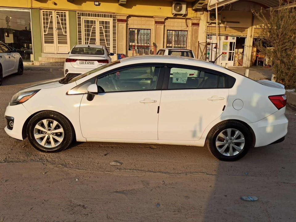 السلام عليكم
كيا ريو 
موديل 2016
موصفات نص فول 
رقم نينوى الماني 
كابون بانزين 
محرك وكير شرط
محرك 16 GDi
سياره ضررها شيرين صبغ بدون دواخل شرط 
شرط التحويل  والوكالة 
السعر 102$ وبيها مجال 
*********** /***********
