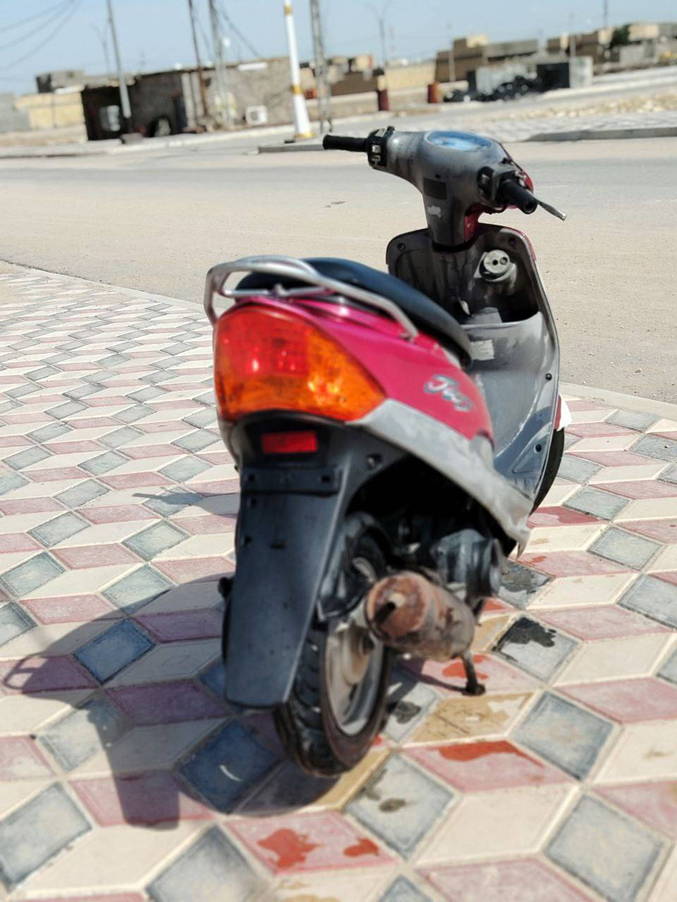 سلام عليكم دراجه ماكس منغولي جاهزه الخر حبايه جاهزه مالت جناي كابريتر جديد تواير كه شغاله ماعوزه برغي شغل طلع مكاني رميثه سعر 625بيه مجال شراي ***********
